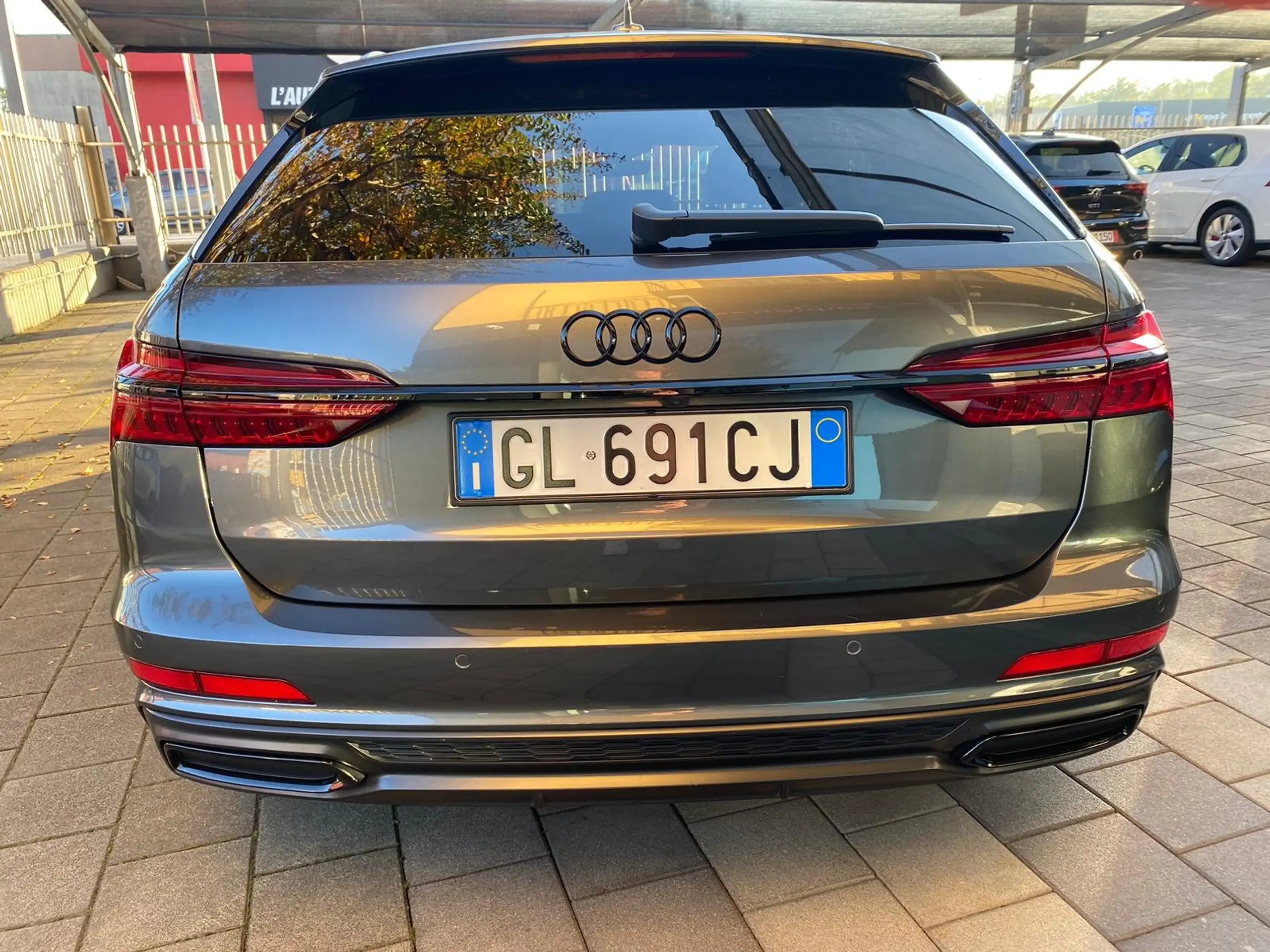 Audi - A6