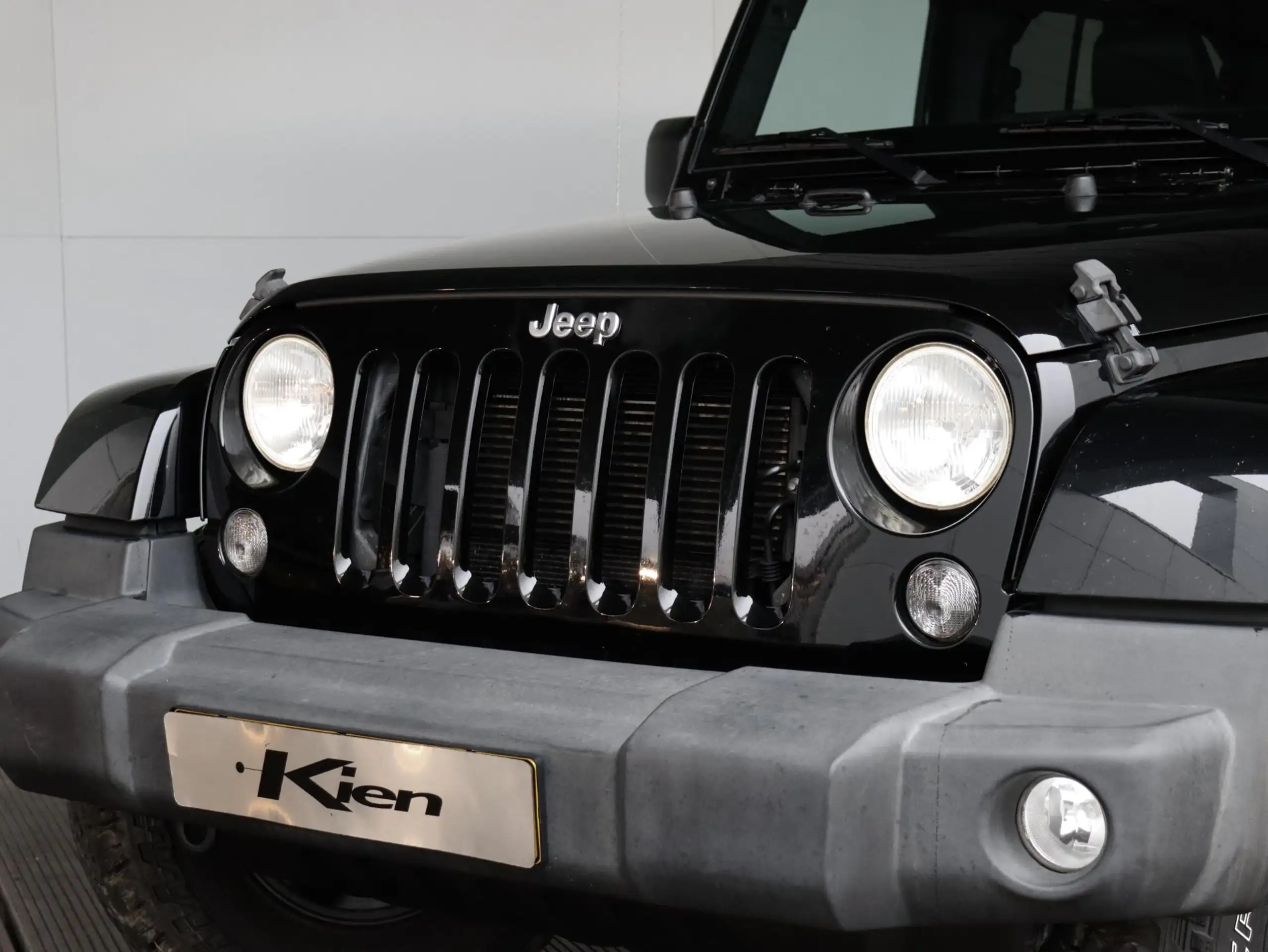 Jeep - Wrangler