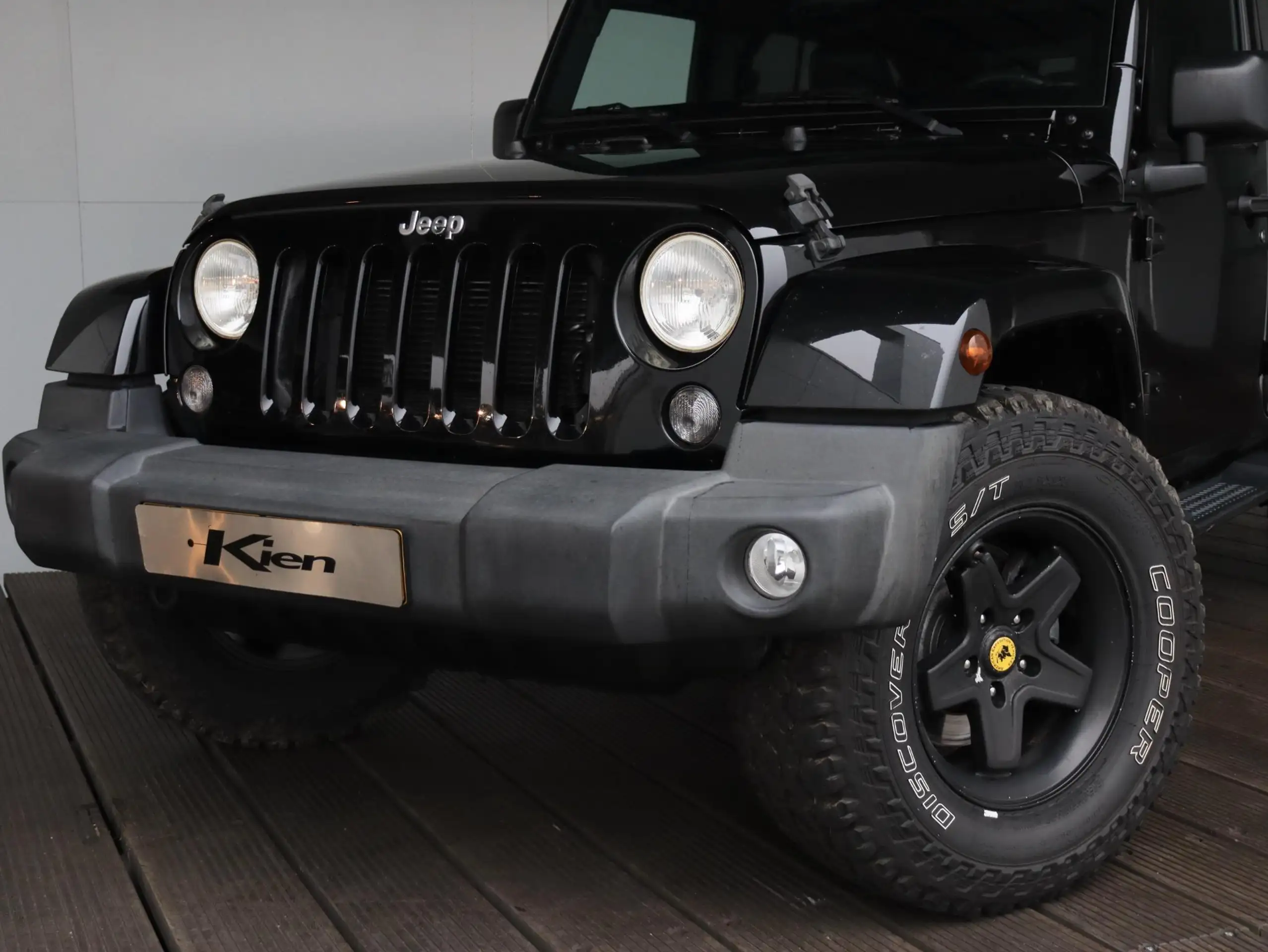 Jeep - Wrangler