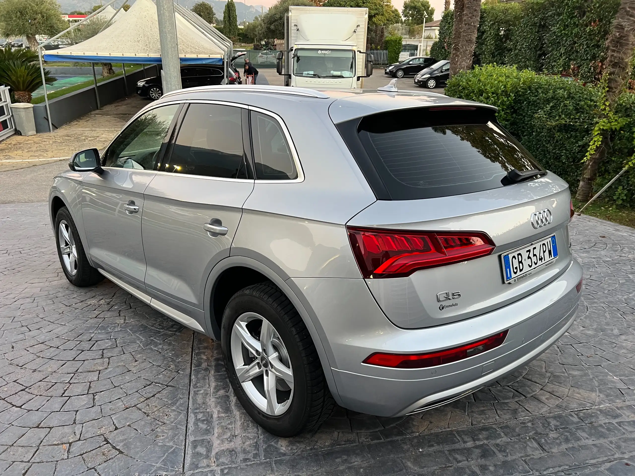 Audi - Q5