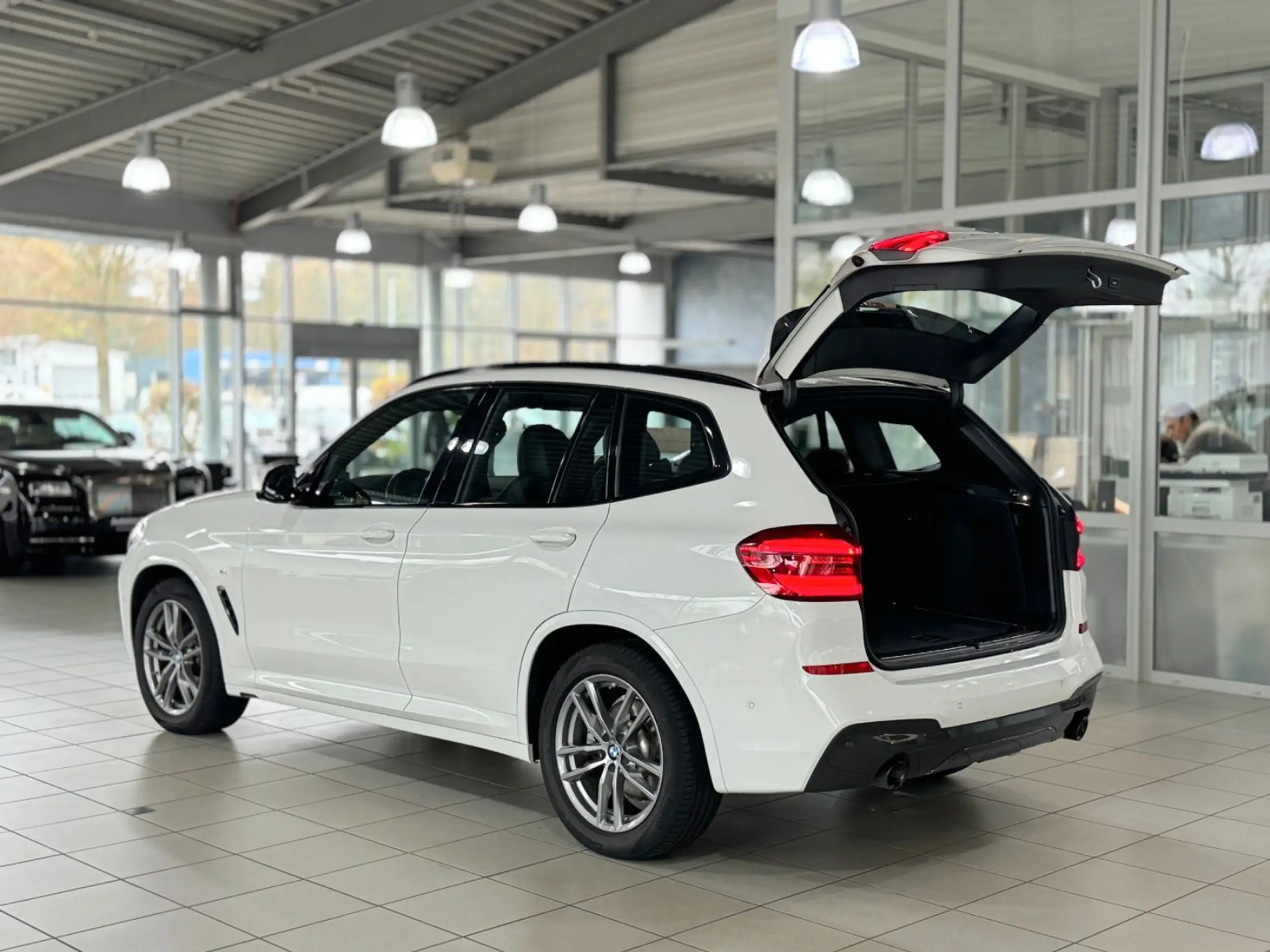 BMW - X3