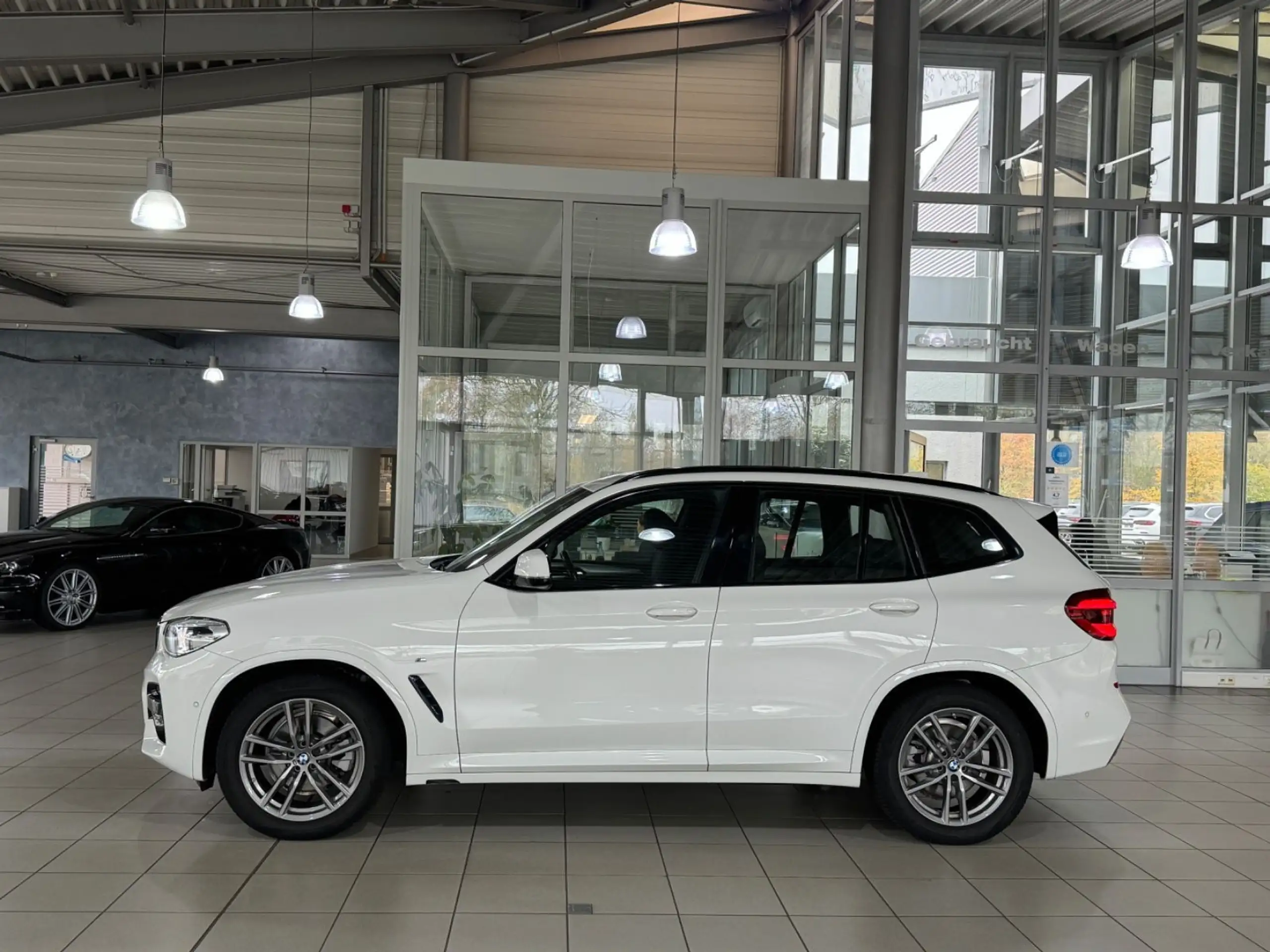 BMW - X3