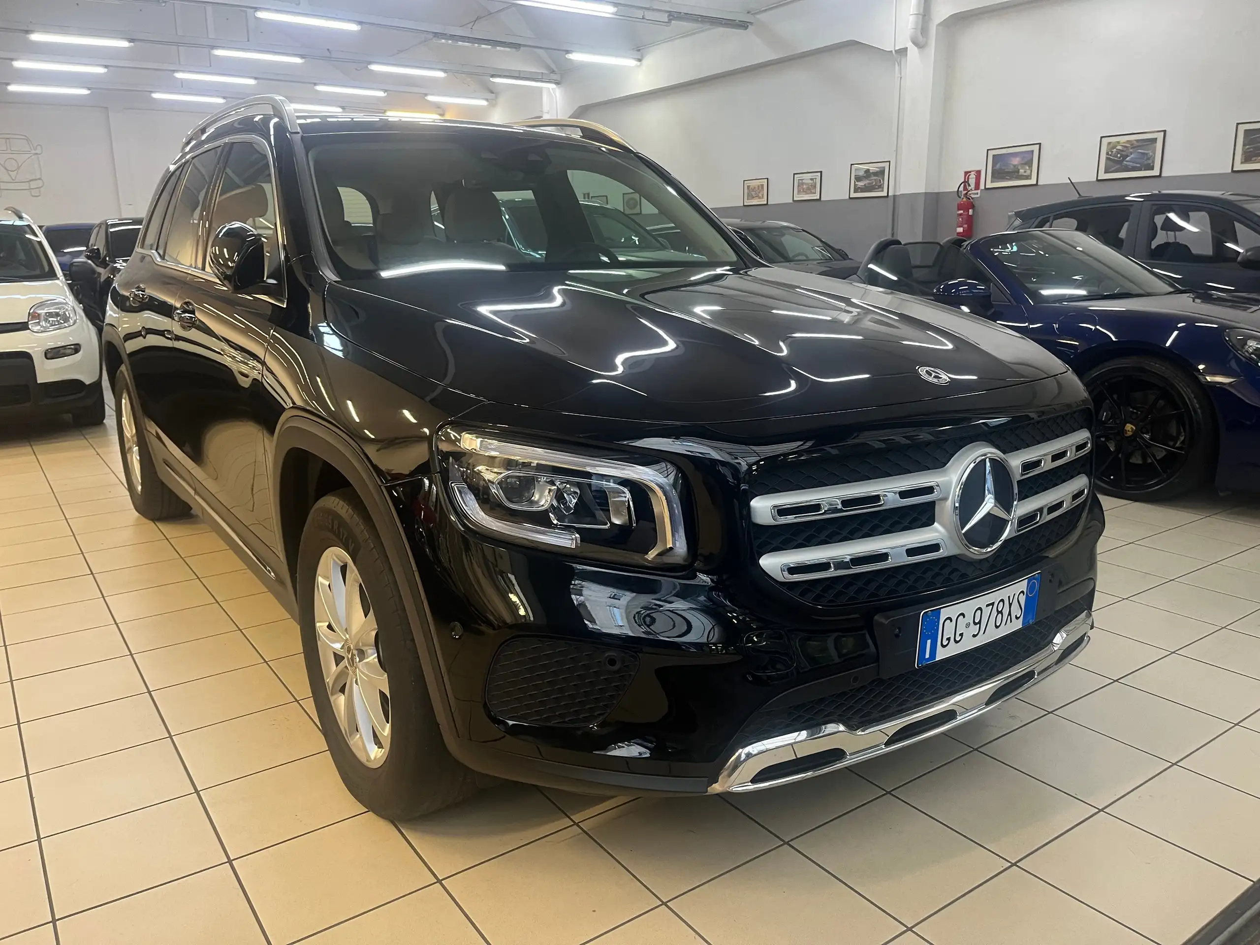 Mercedes-Benz GLB 250 2021