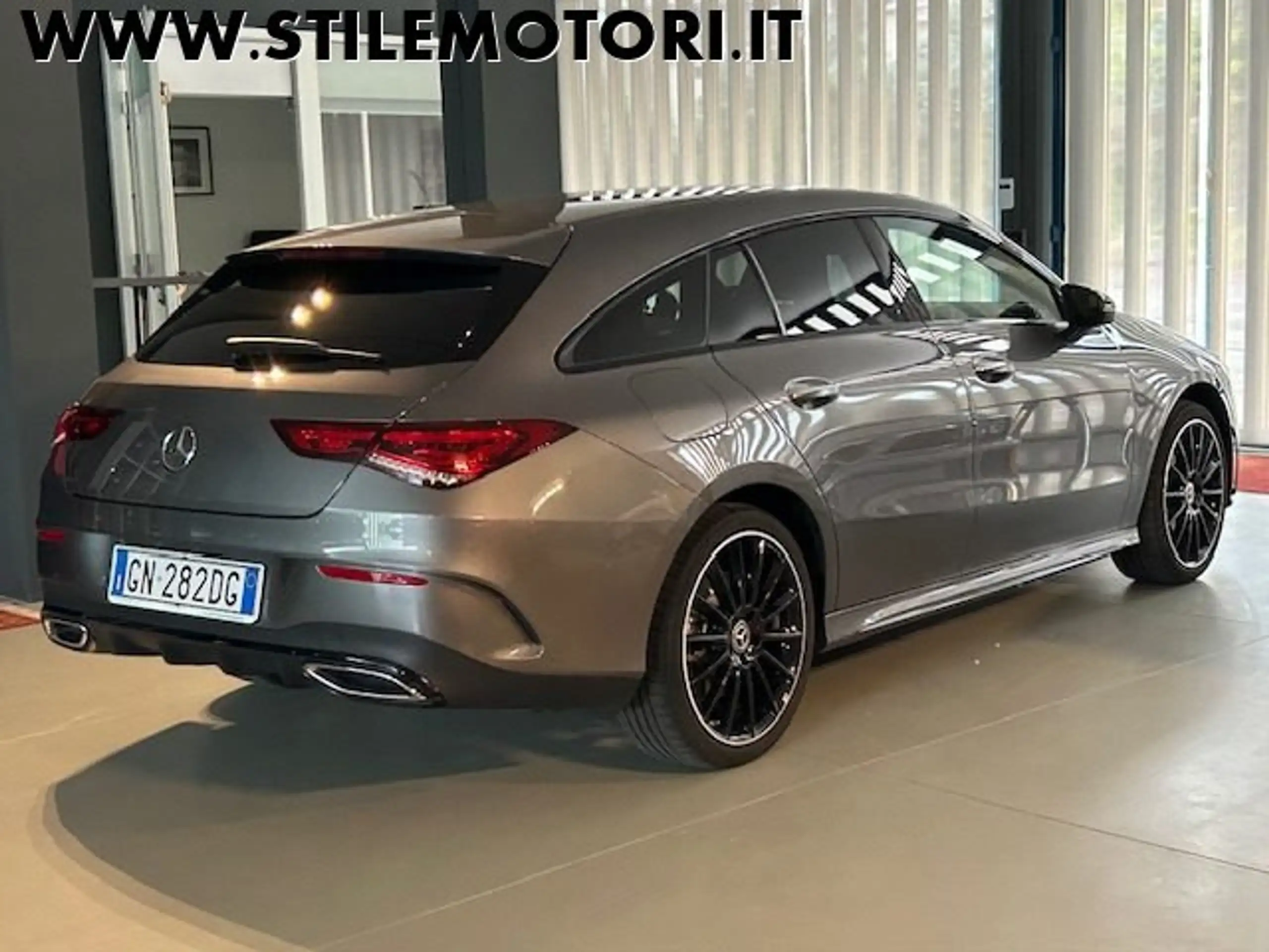 Mercedes-Benz - CLA 250