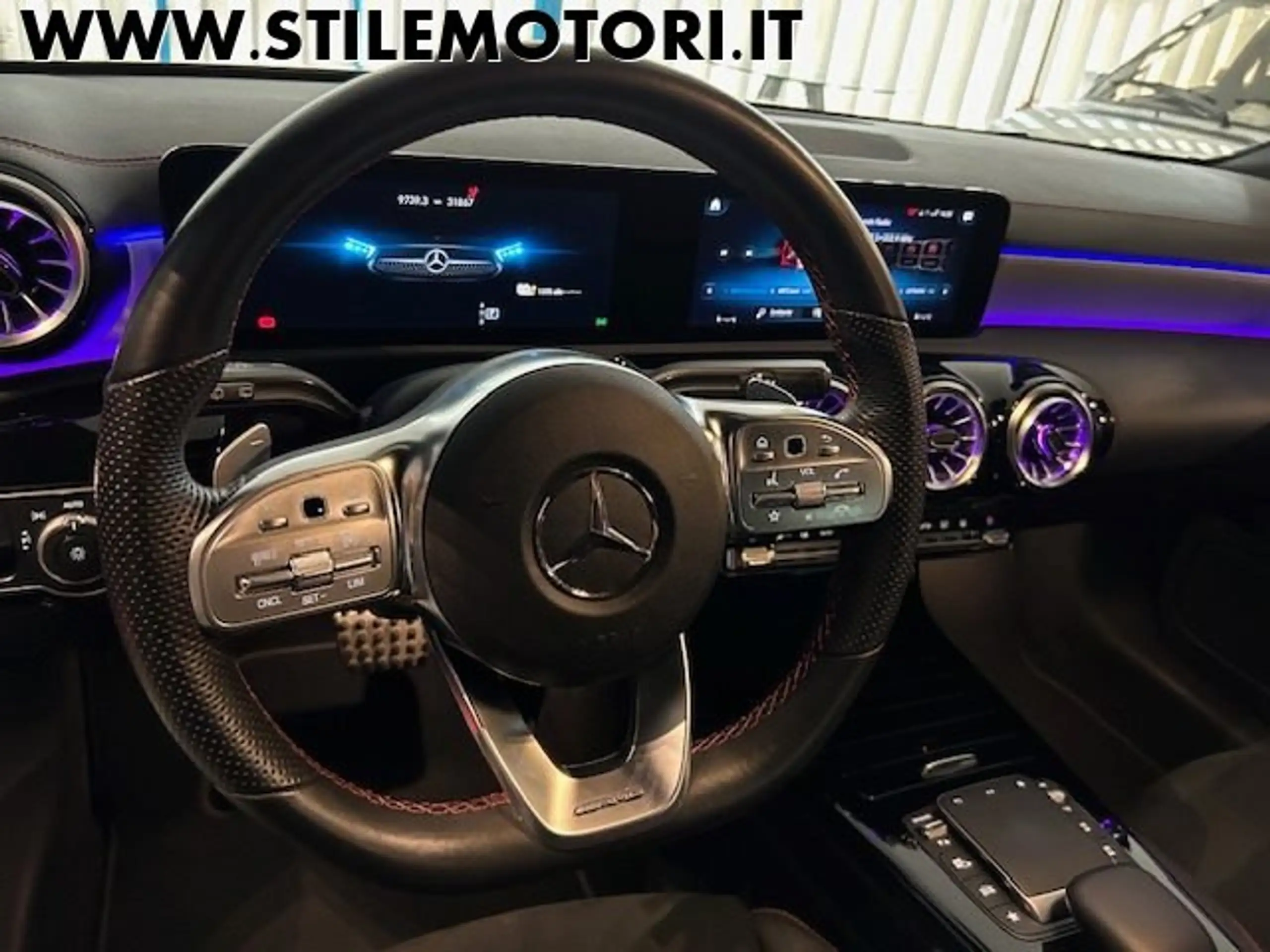 Mercedes-Benz - CLA 250