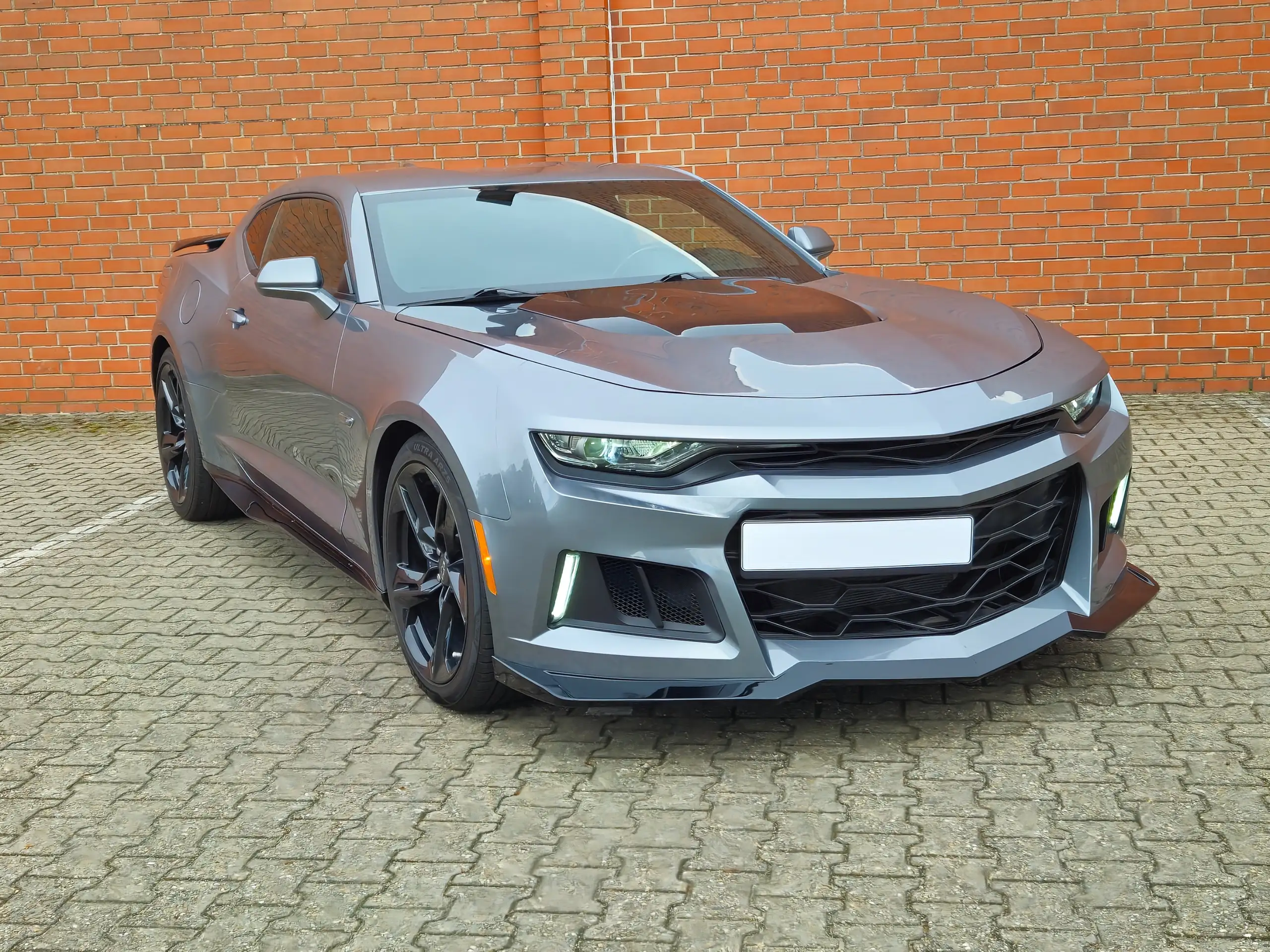 Chevrolet - Camaro