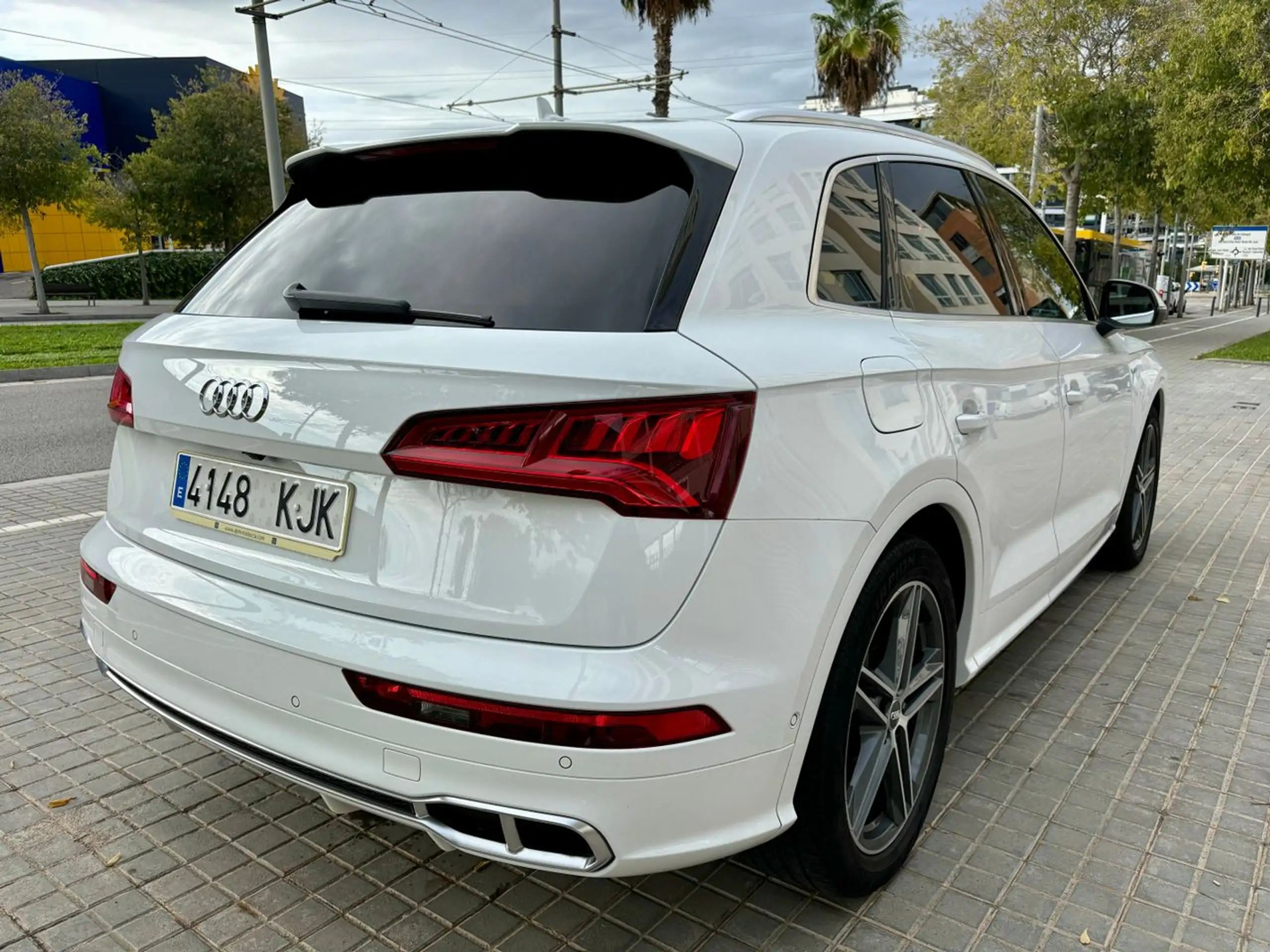 Audi - SQ5