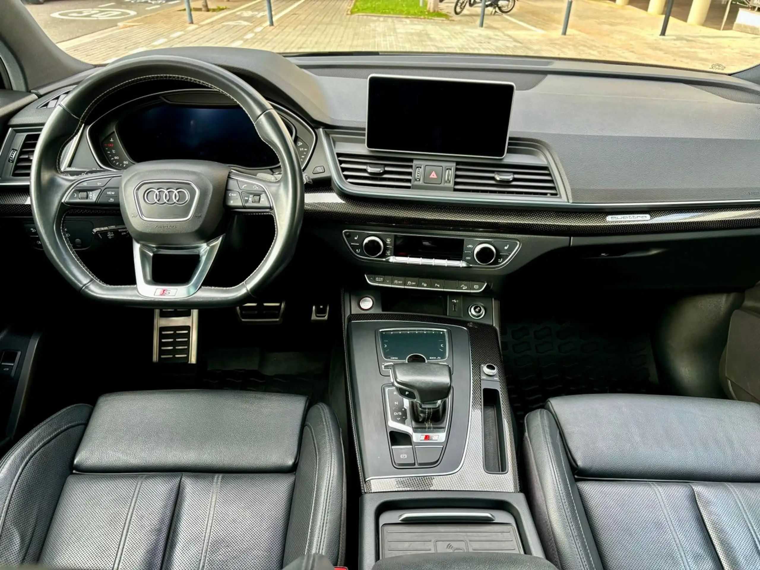 Audi - SQ5