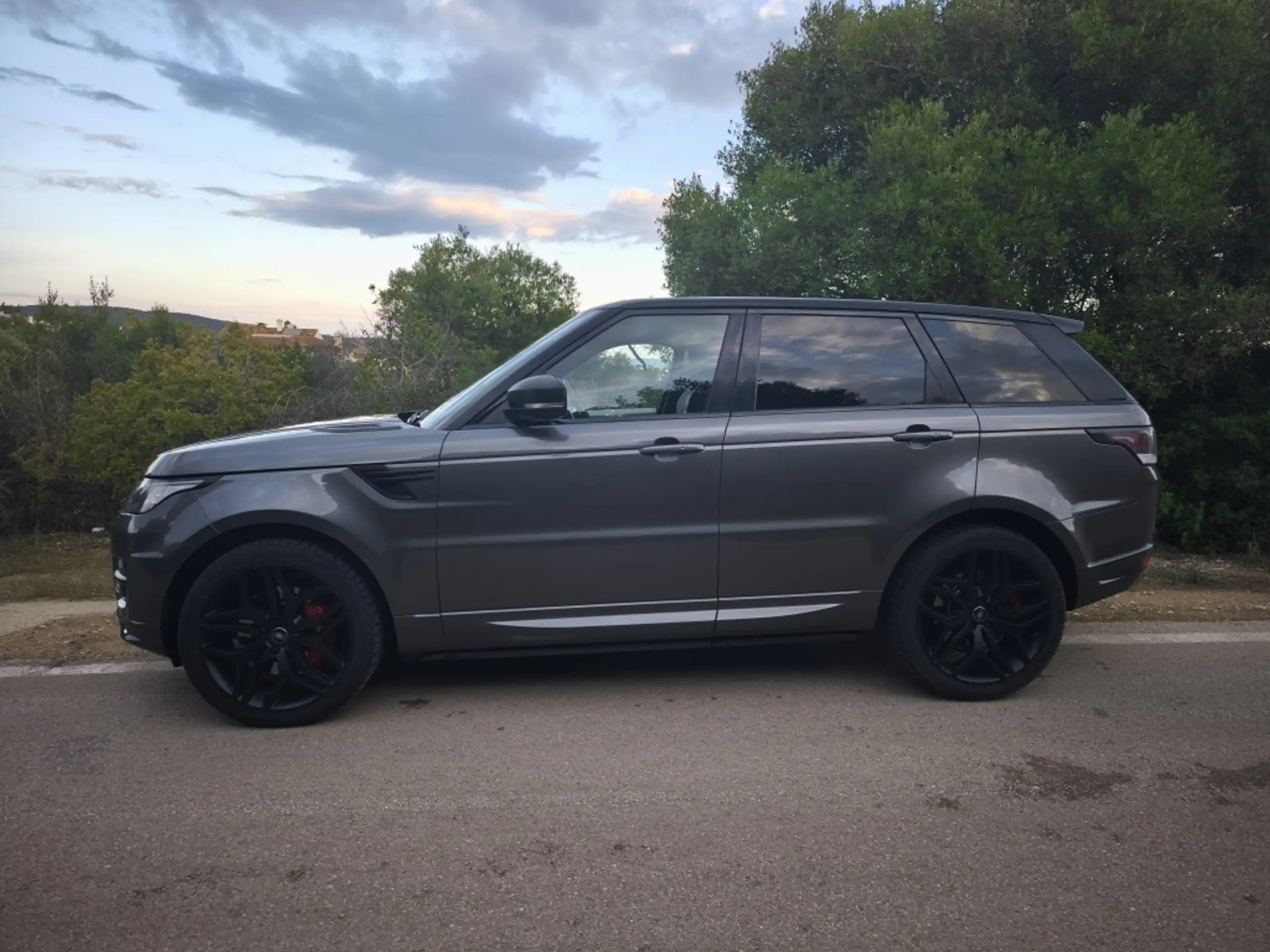 Land Rover - Range Rover Sport