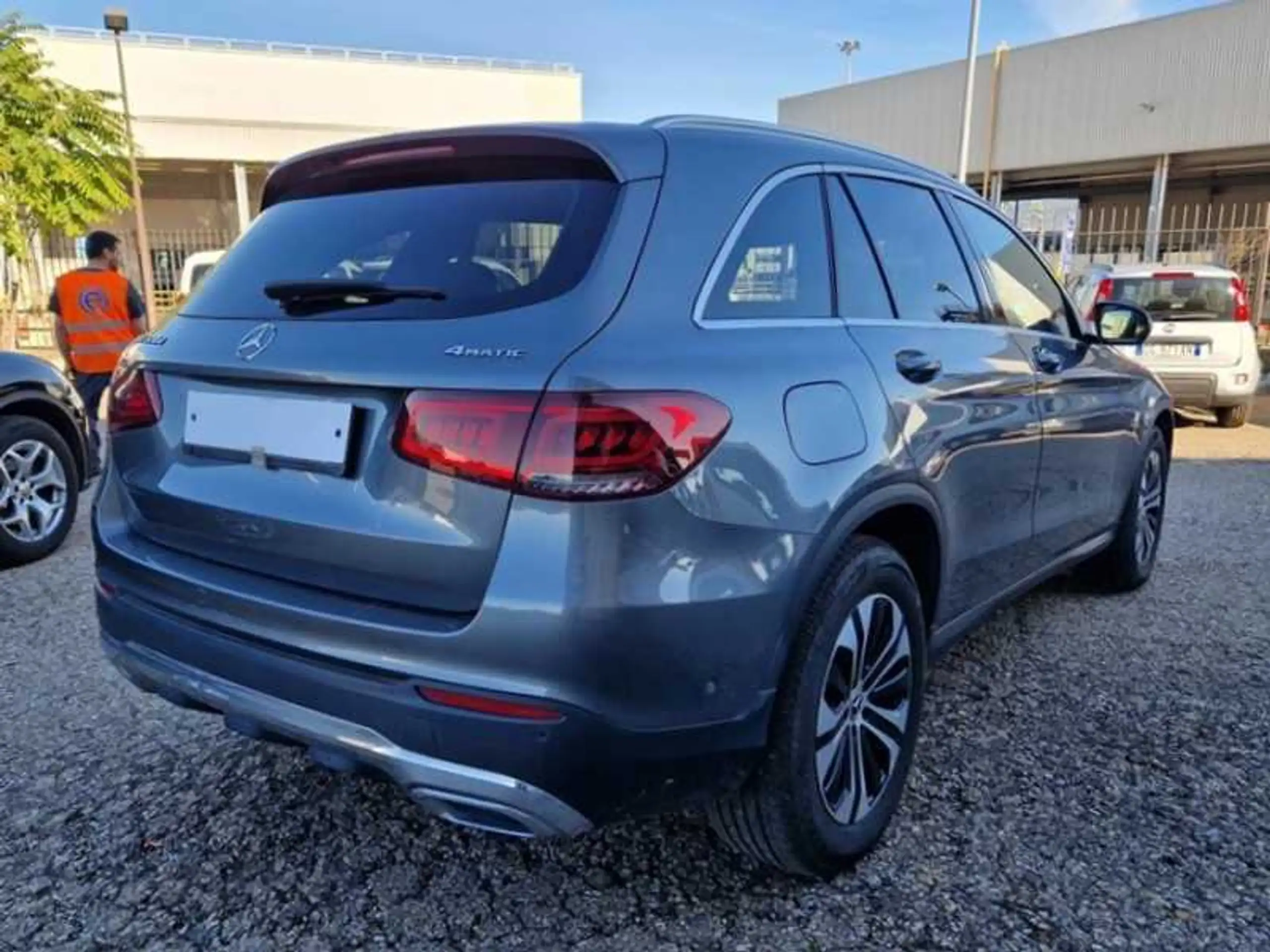 Mercedes-Benz - GLC 220