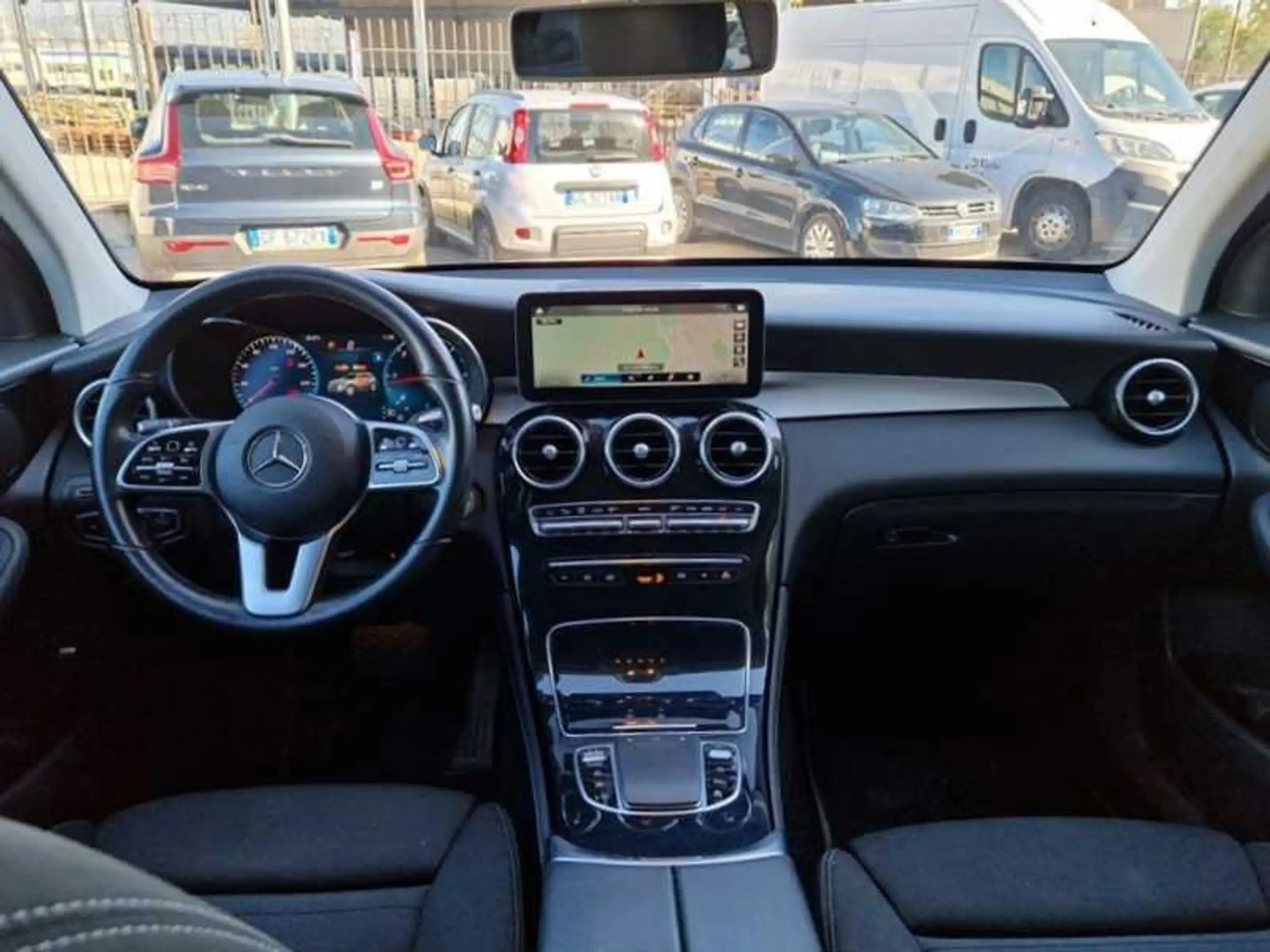 Mercedes-Benz - GLC 220