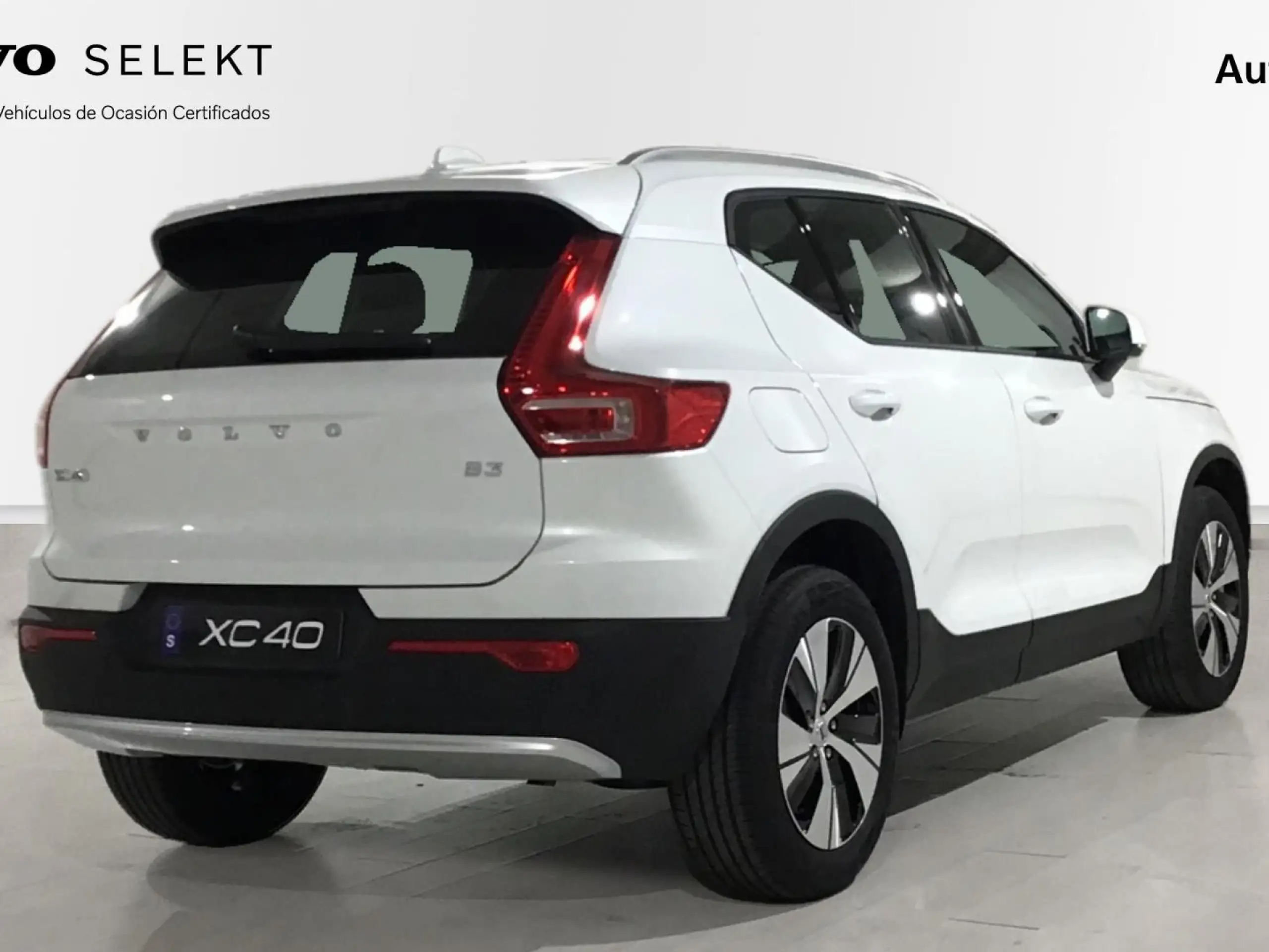 Volvo - XC40