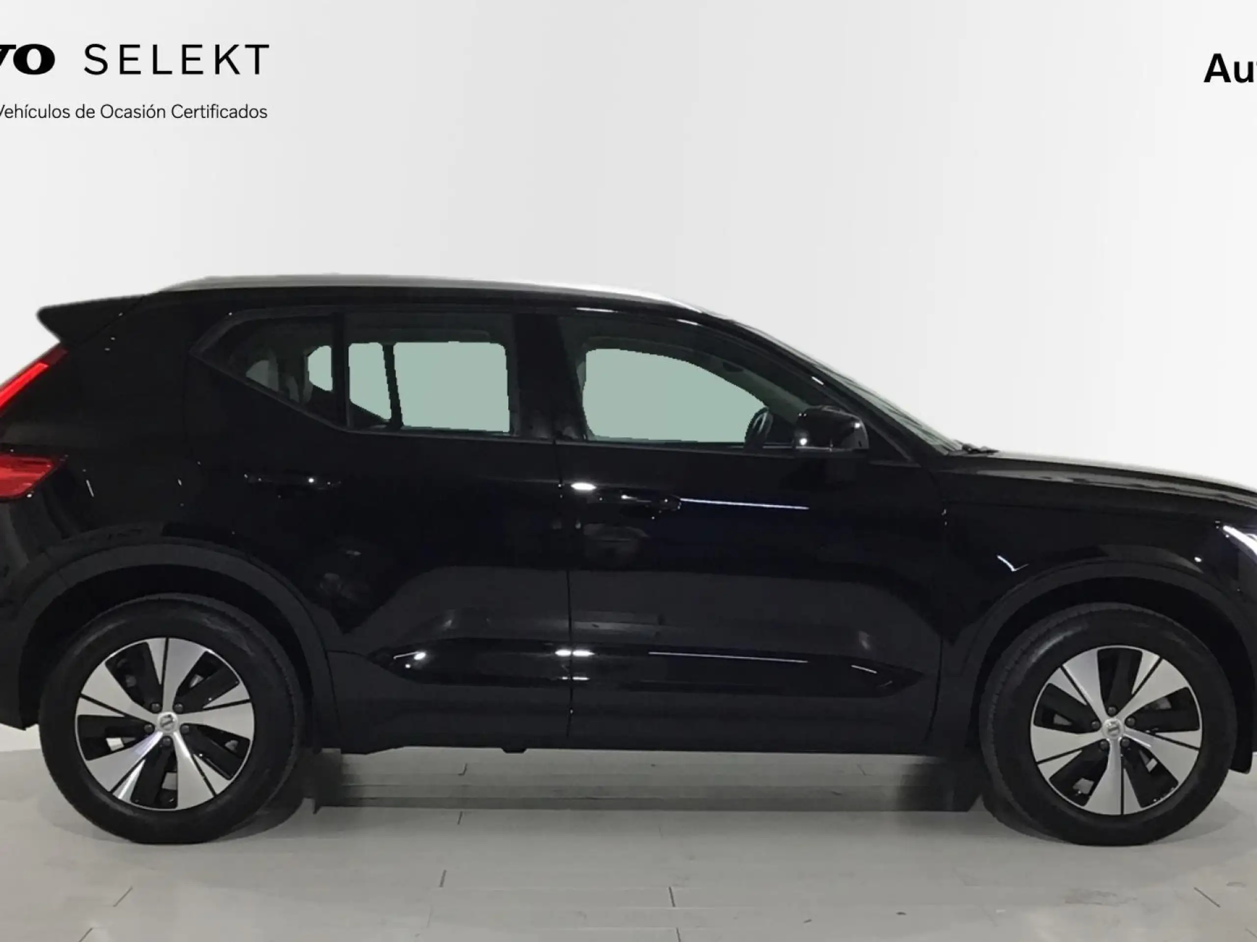 Volvo - XC40