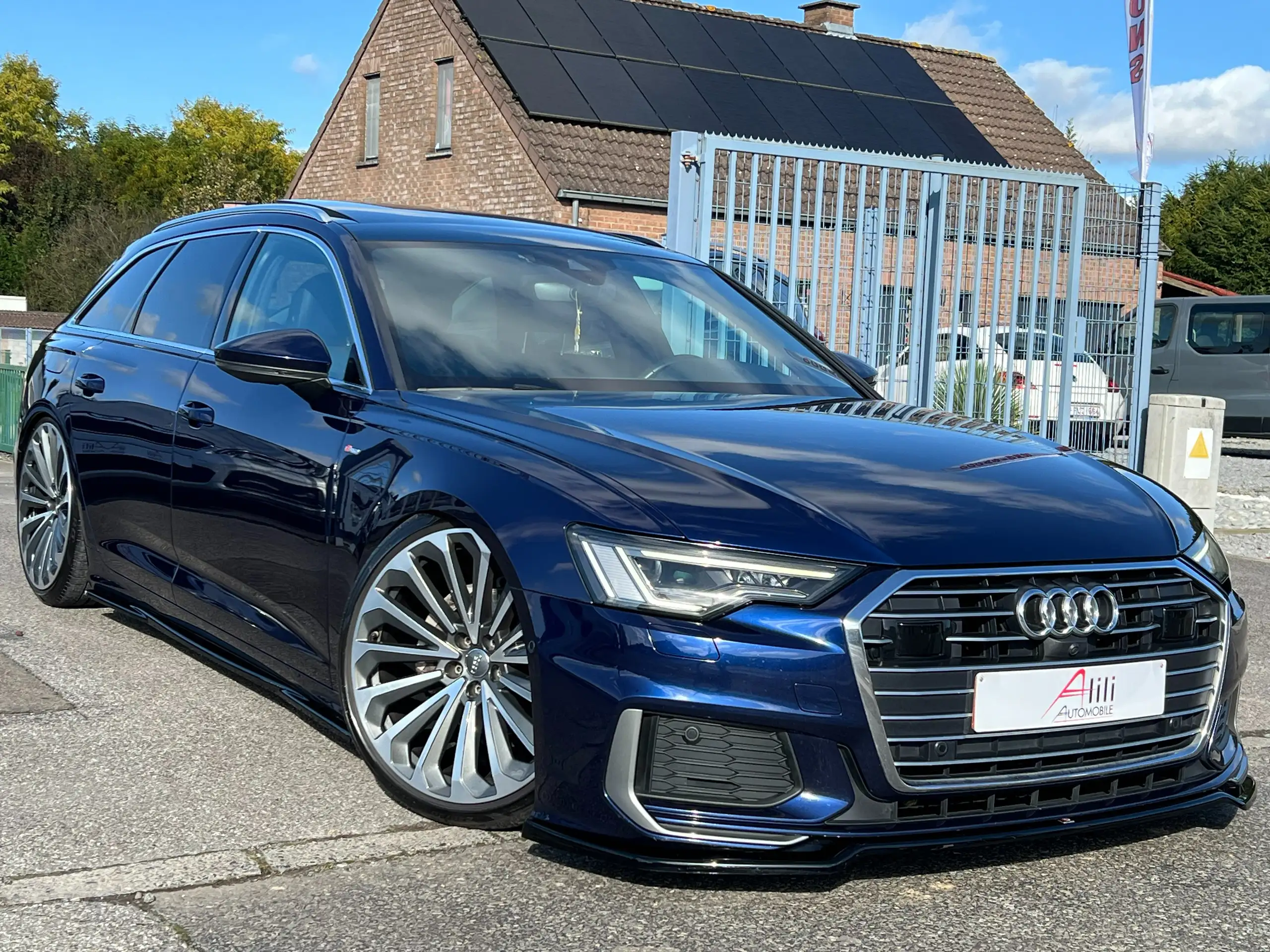 Audi - A6