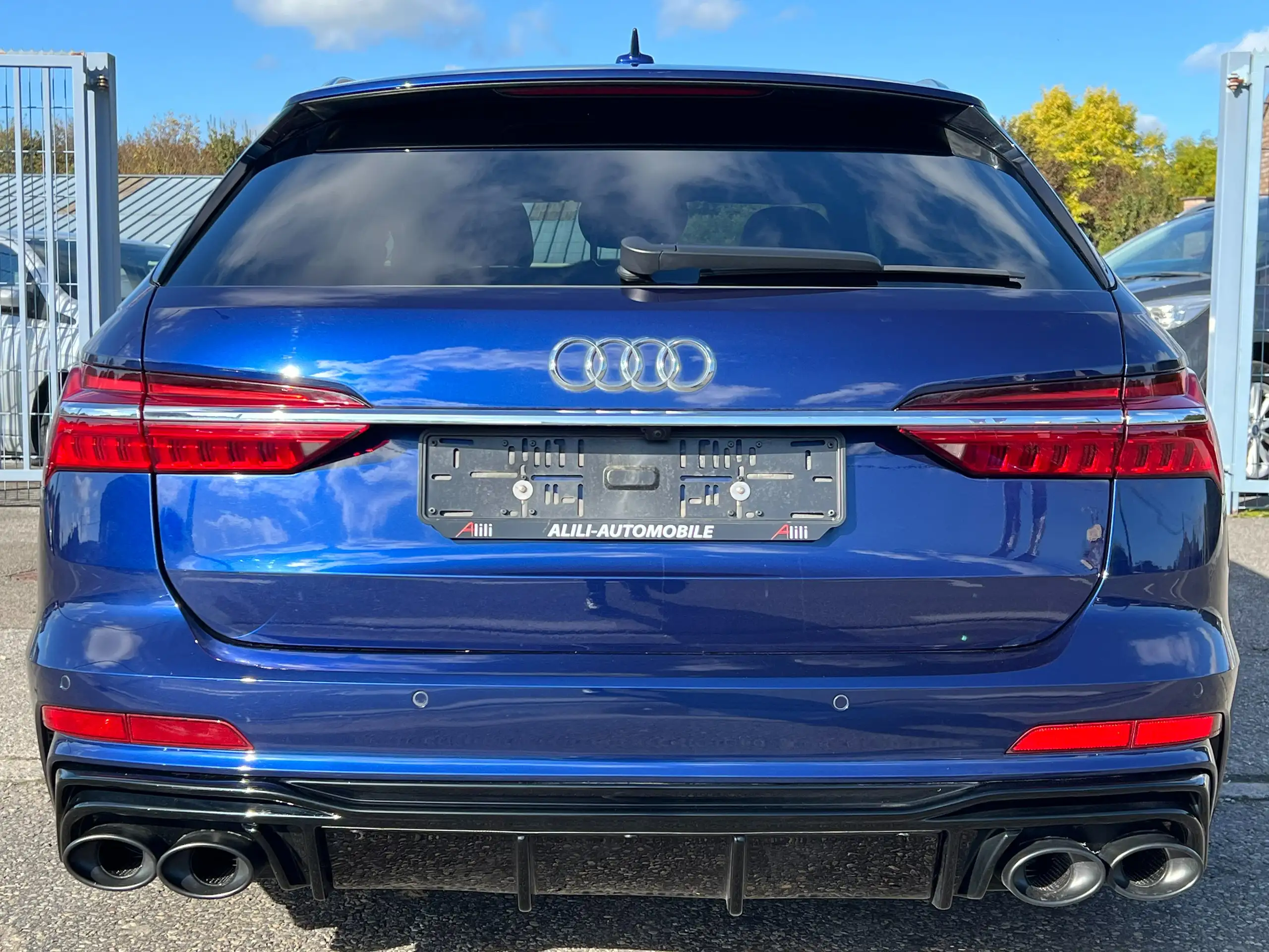 Audi - A6