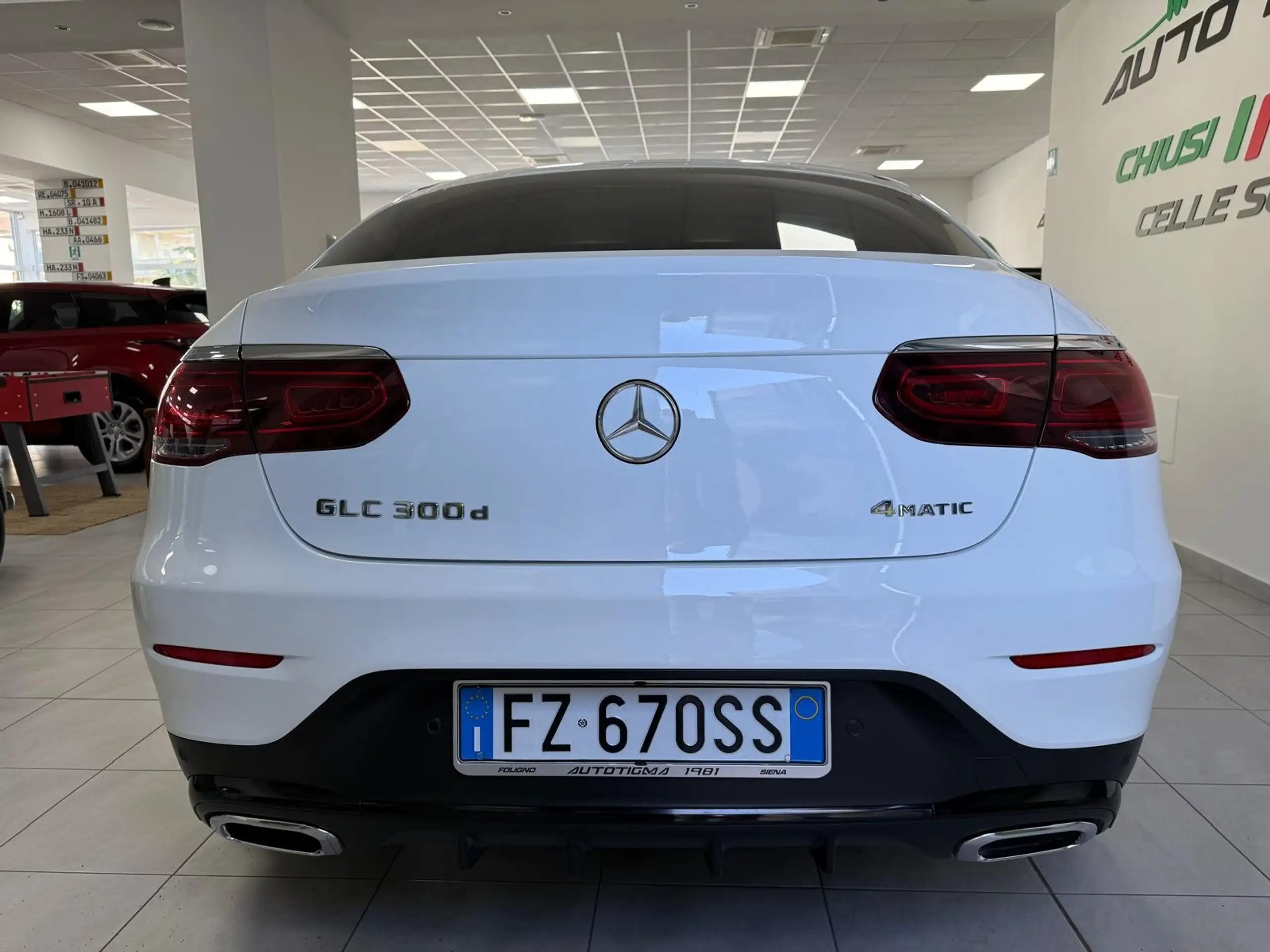 Mercedes-Benz - GLC 300