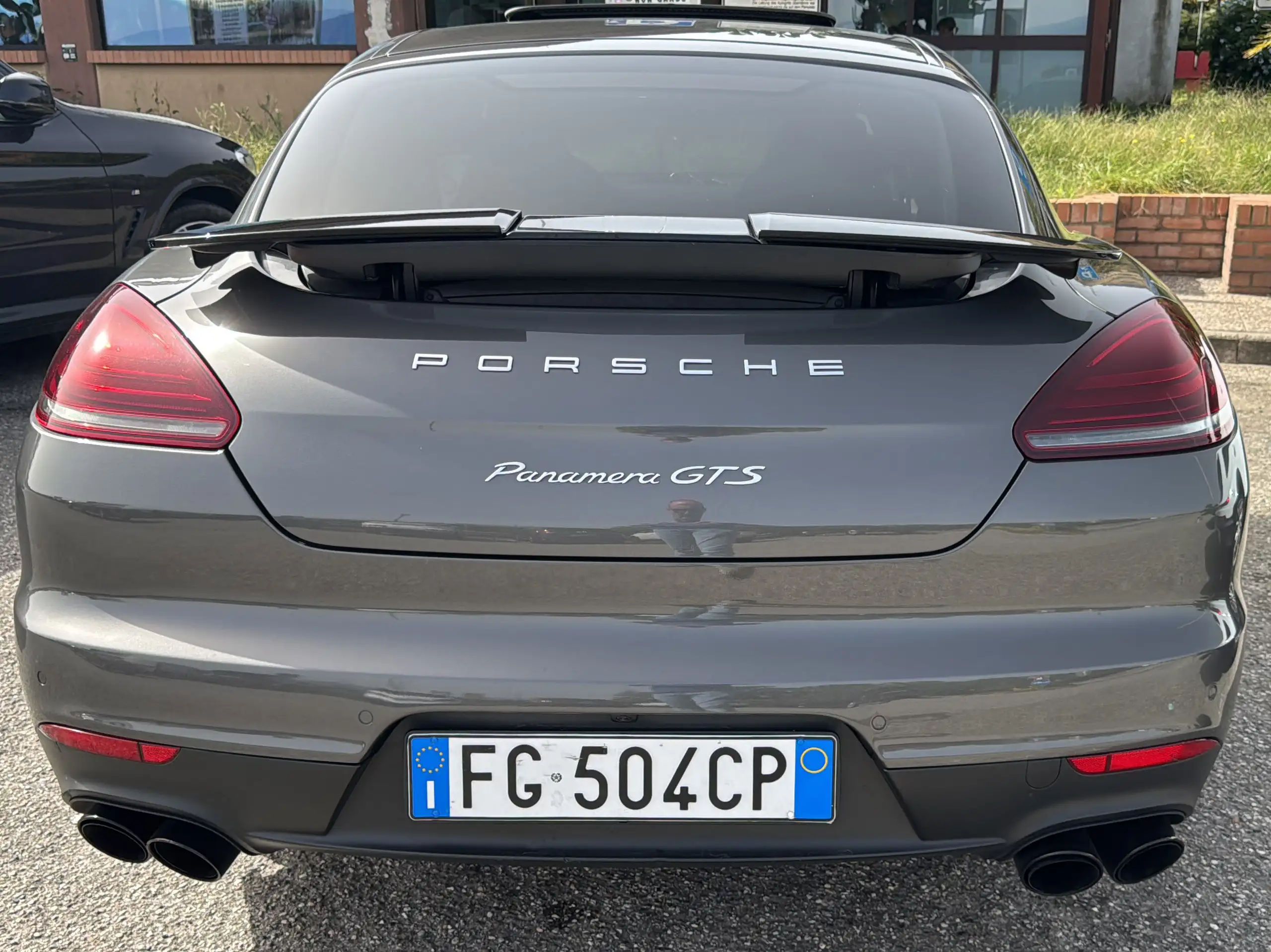 Porsche - Panamera