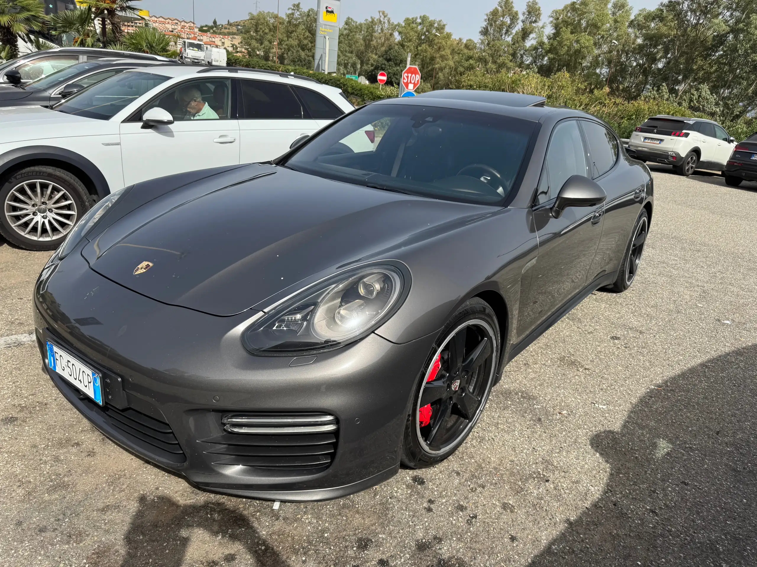 Porsche - Panamera