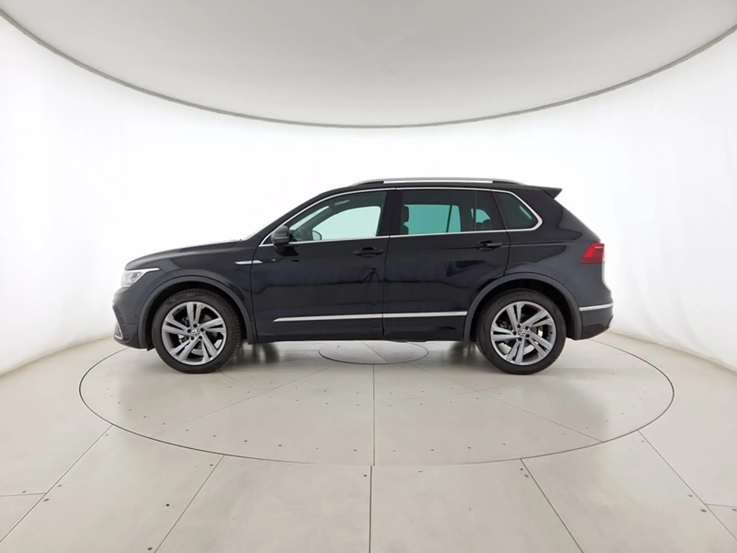 Volkswagen - Tiguan