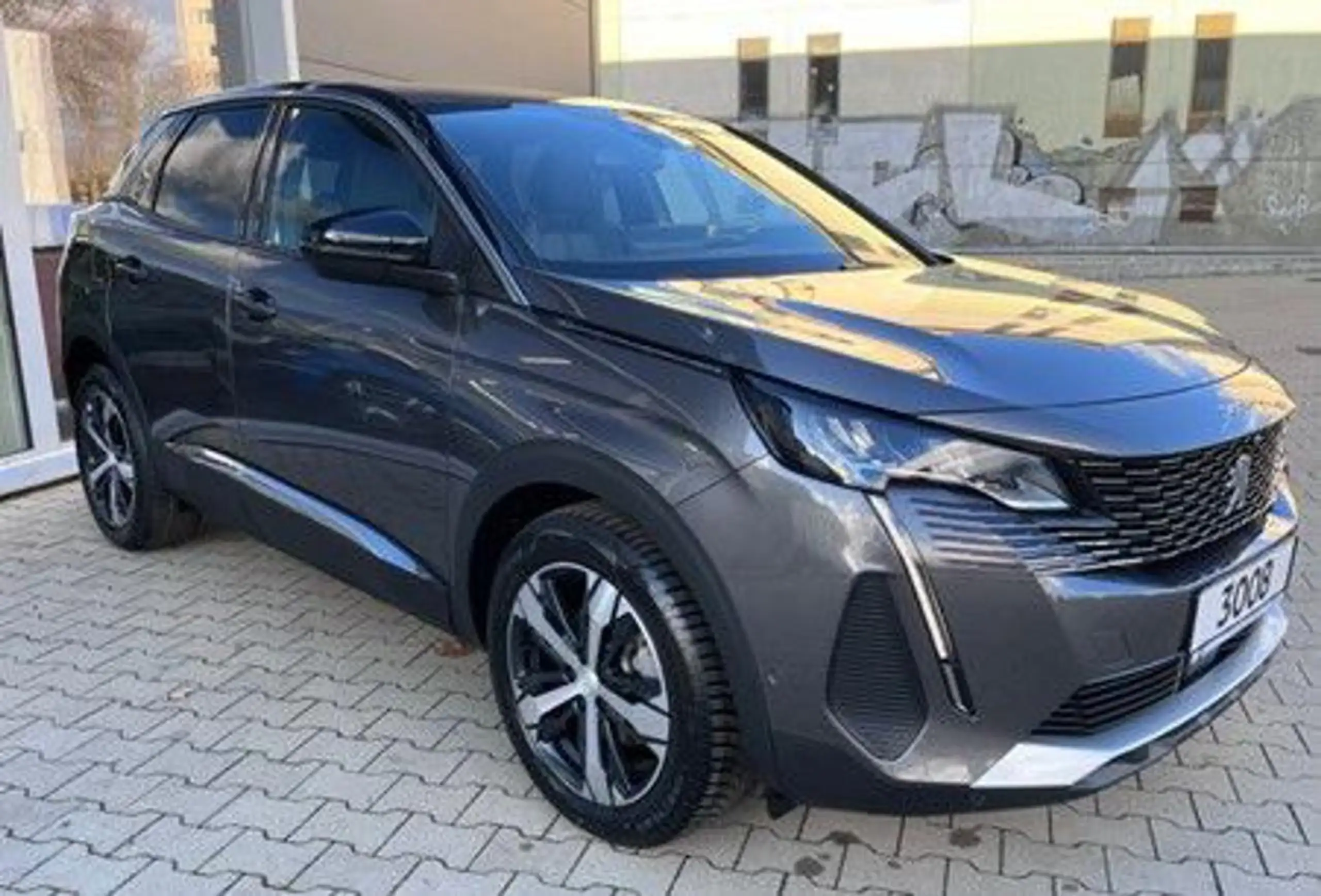 Peugeot - 3008