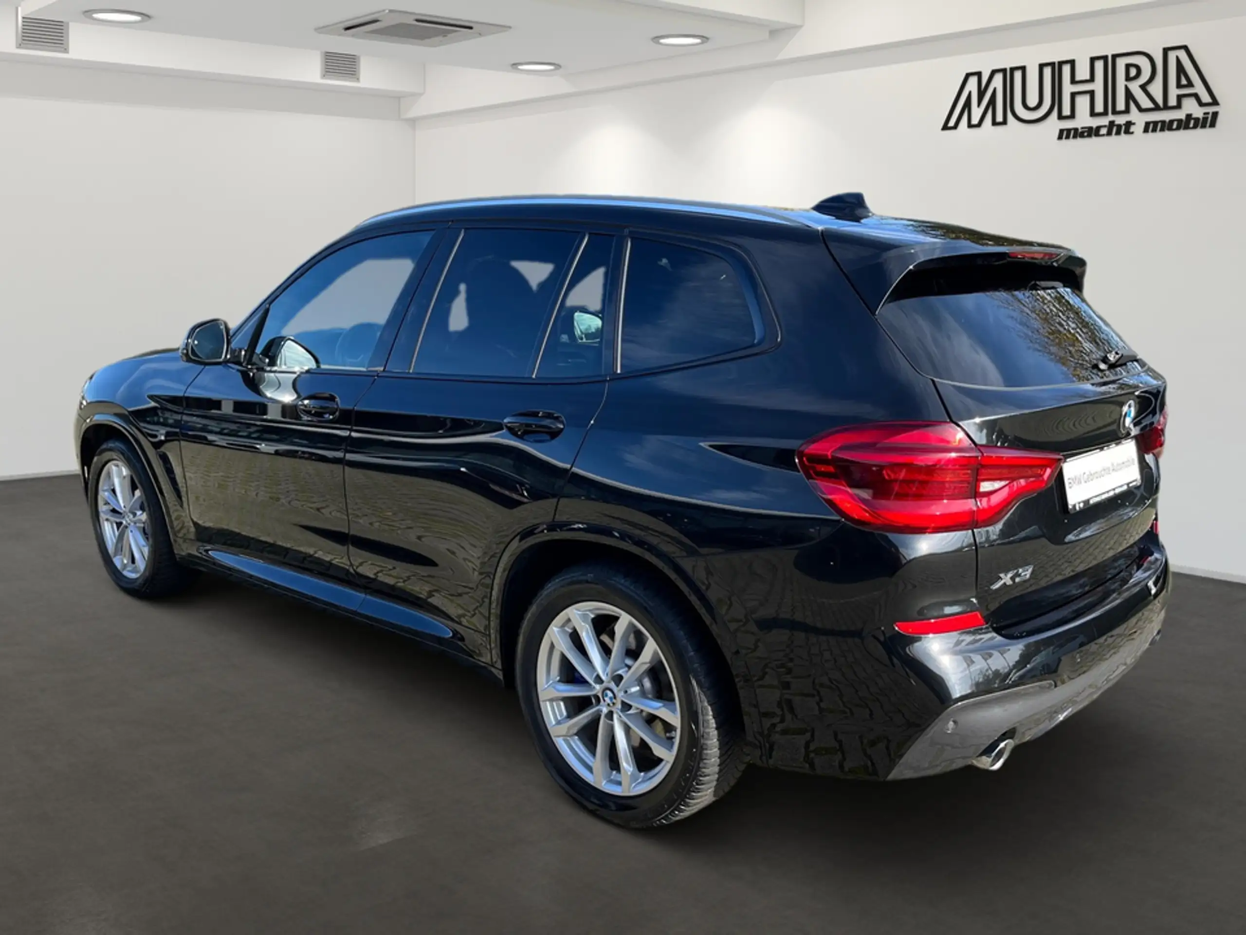 BMW - X3