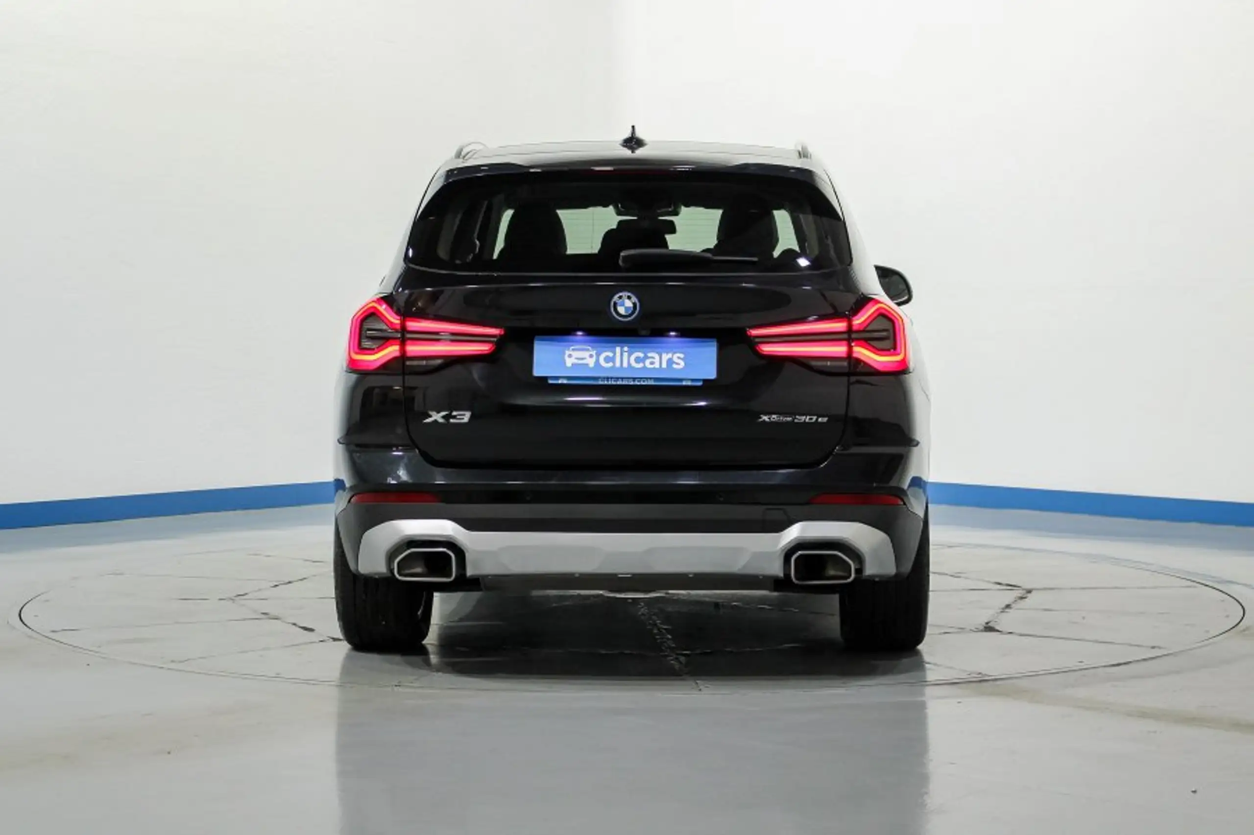 BMW - X3