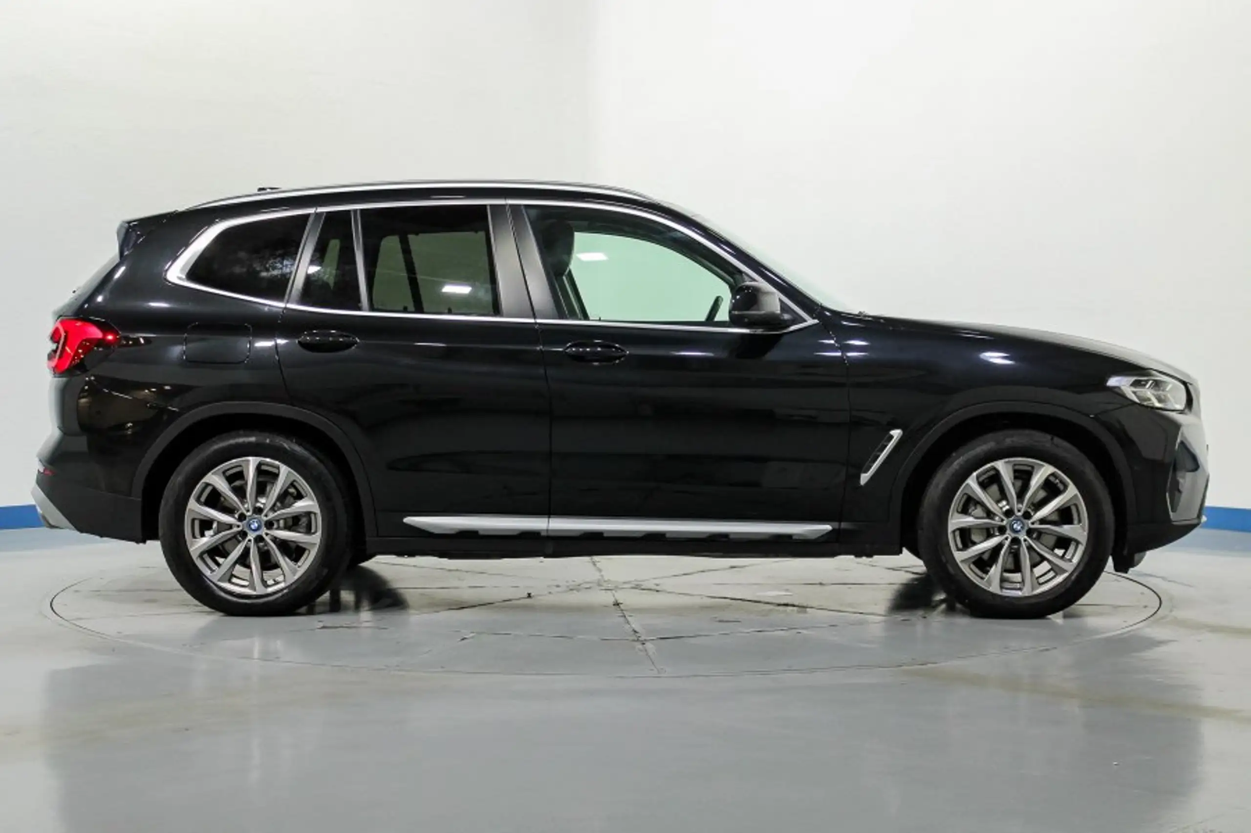 BMW - X3