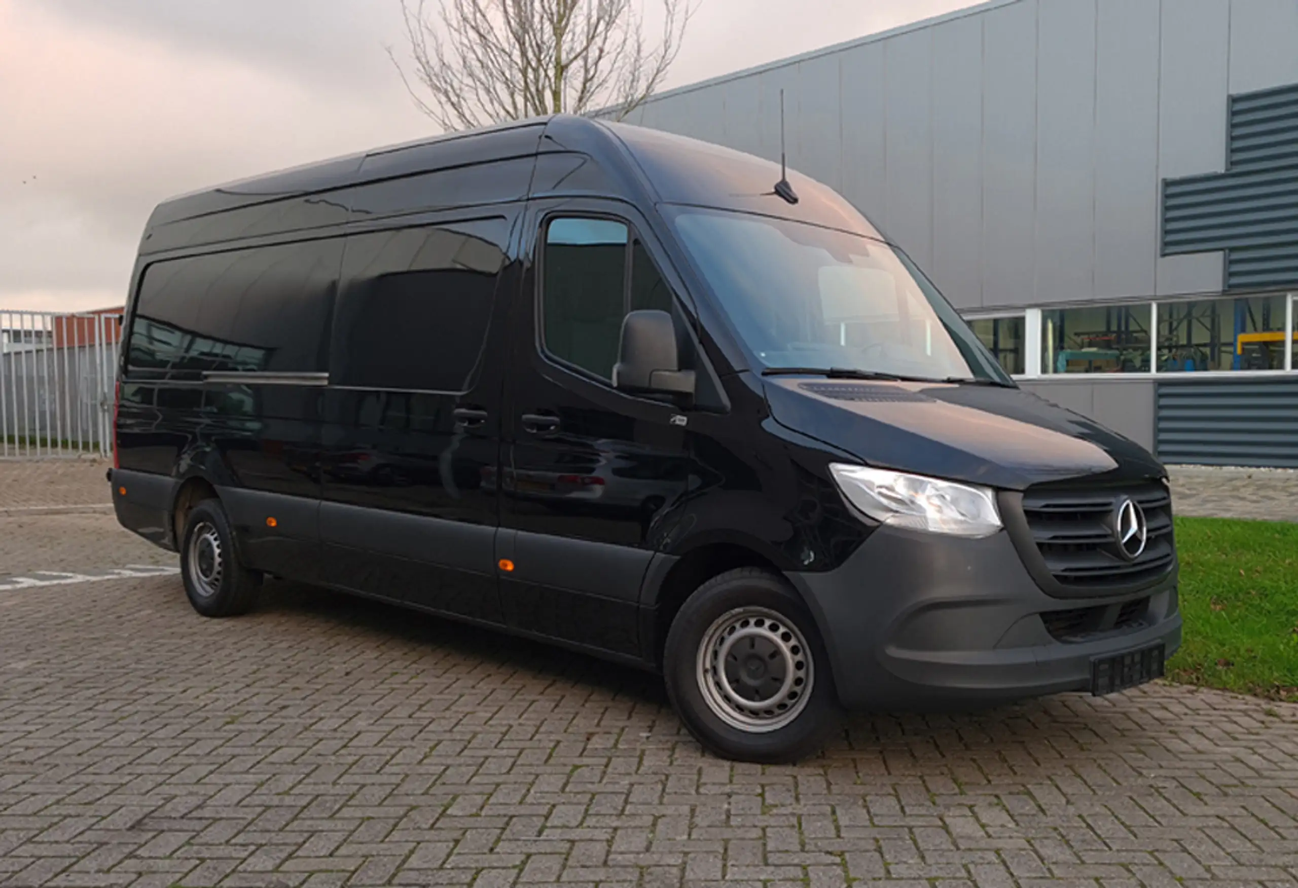 Mercedes-Benz - Sprinter