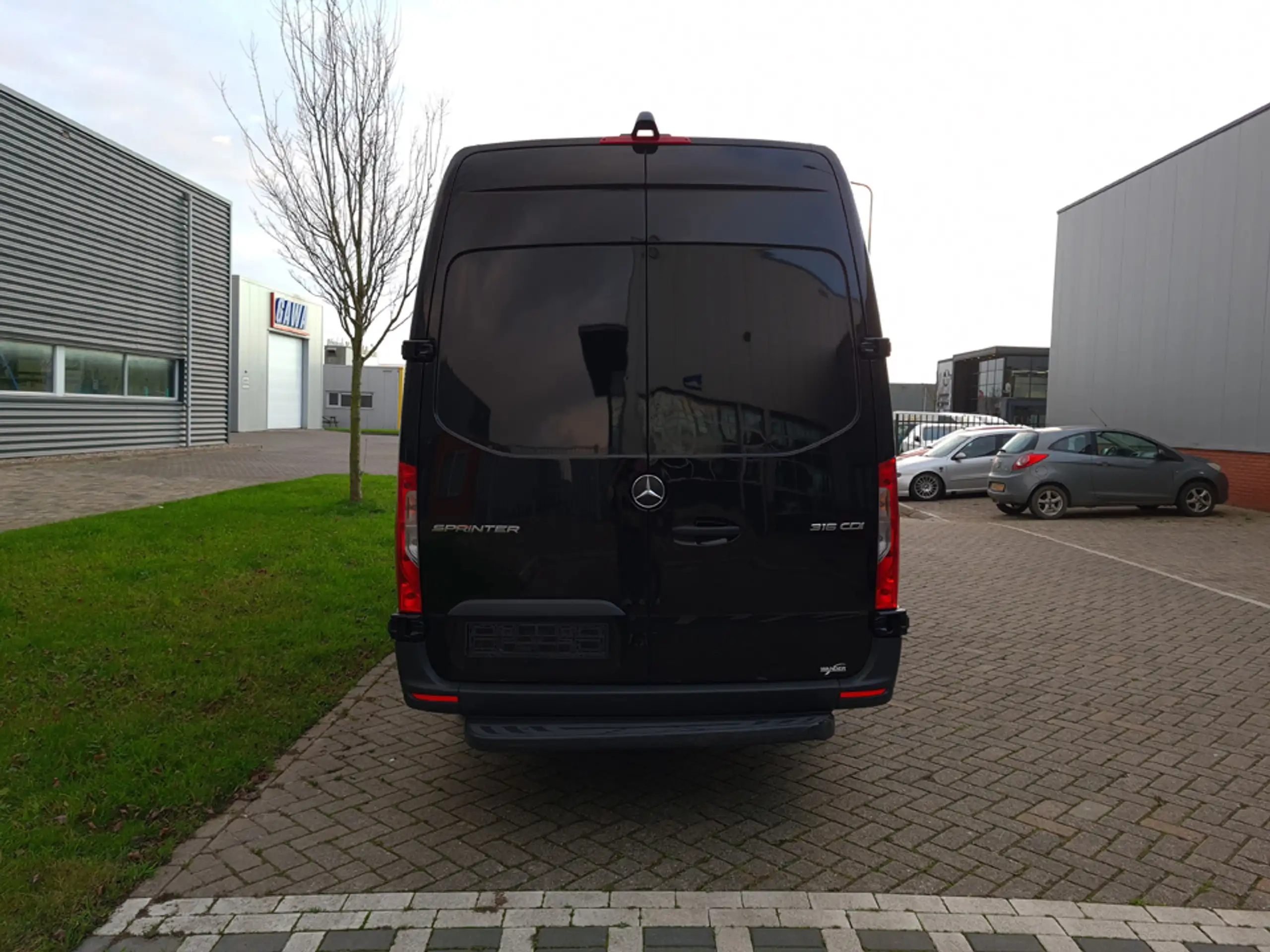 Mercedes-Benz - Sprinter