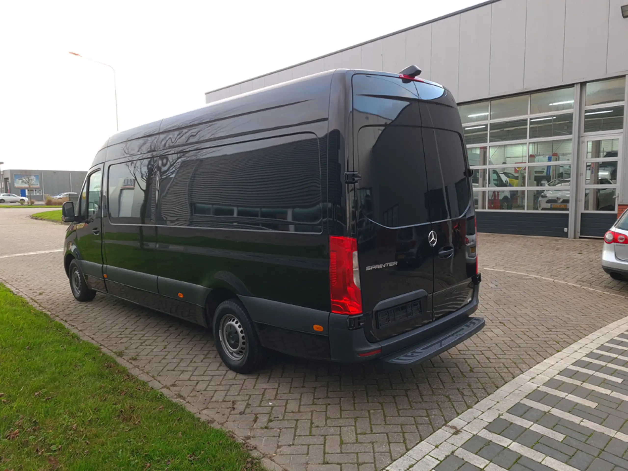 Mercedes-Benz - Sprinter