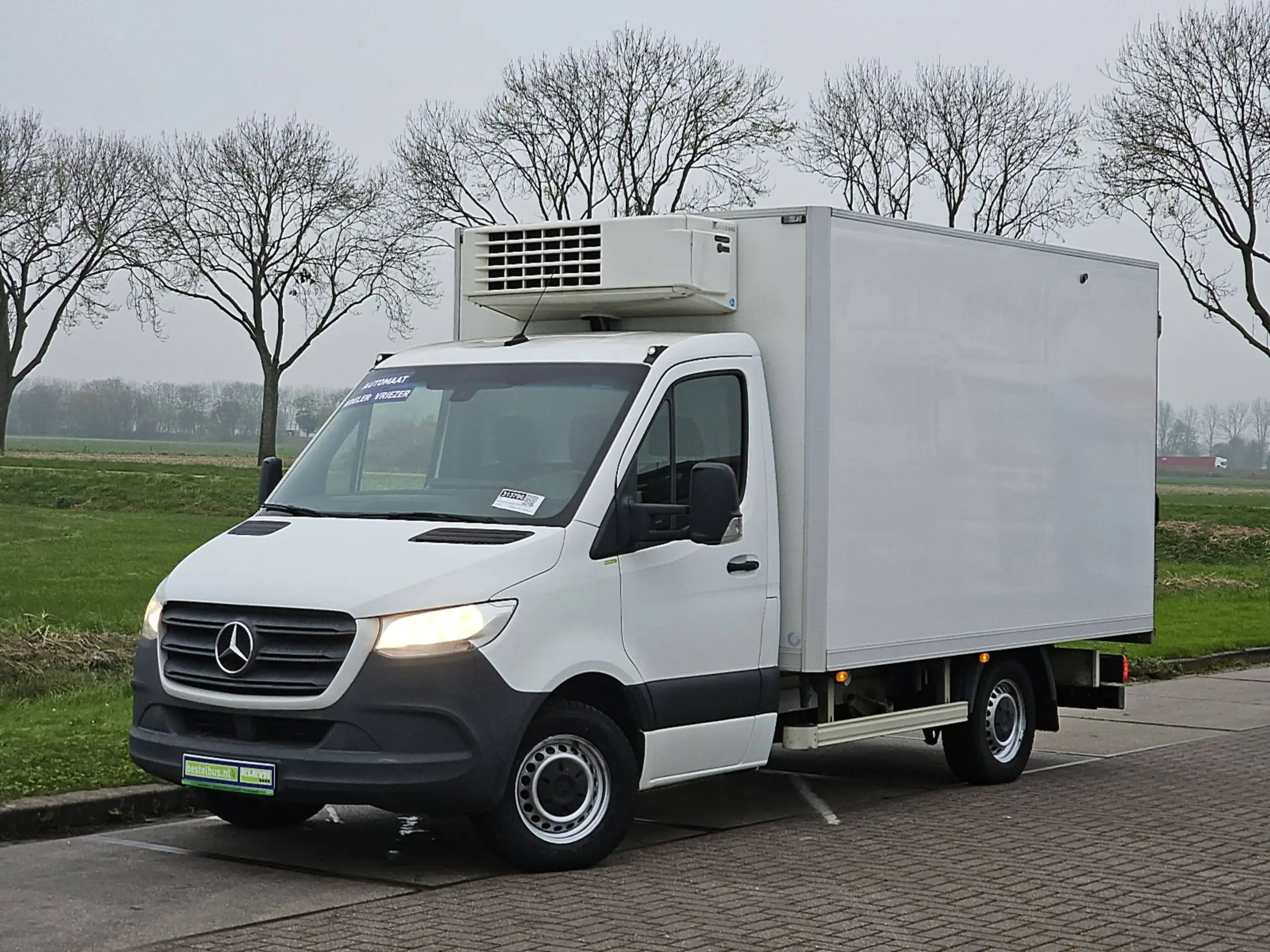 Mercedes-Benz - Sprinter