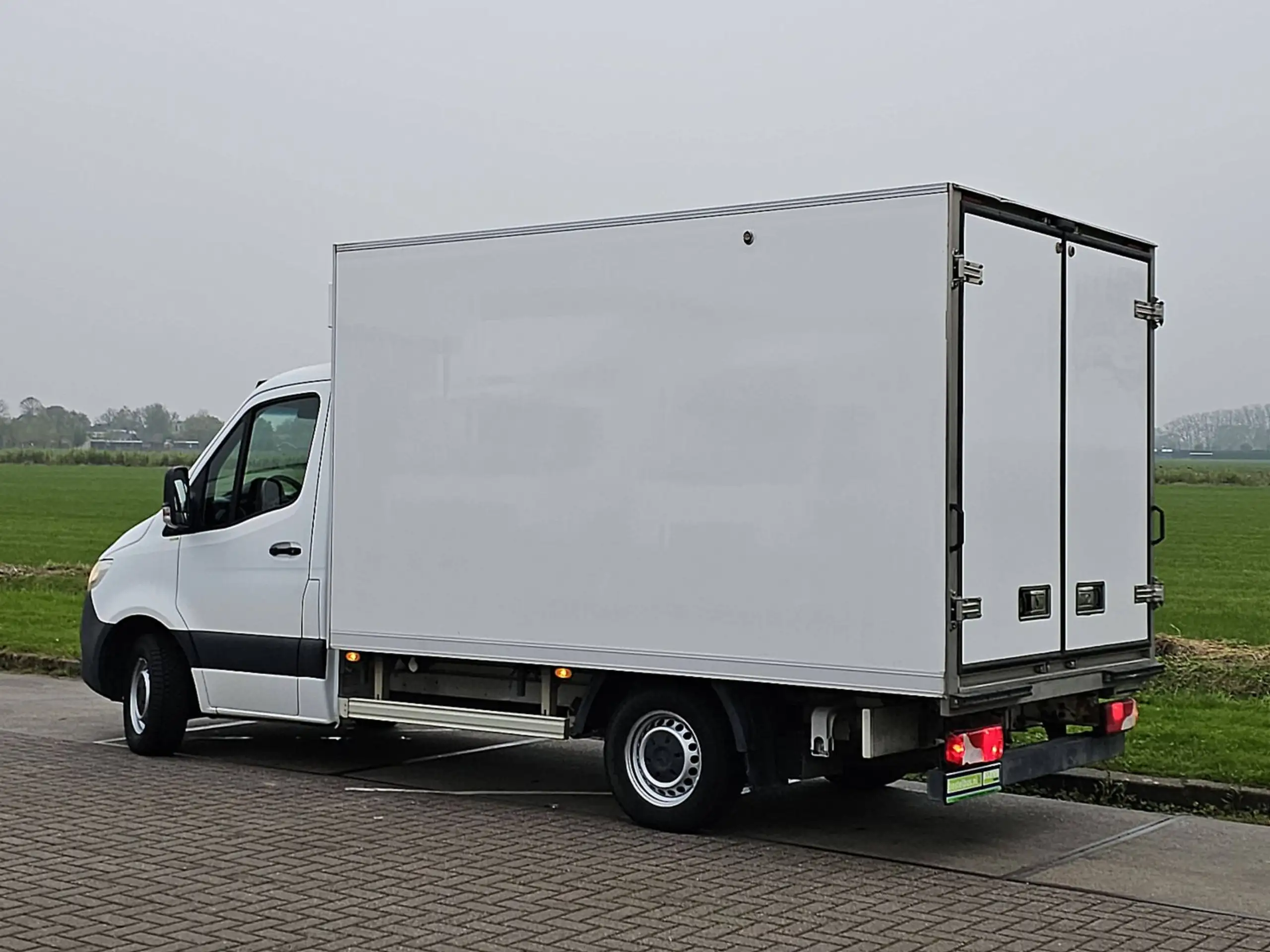 Mercedes-Benz - Sprinter