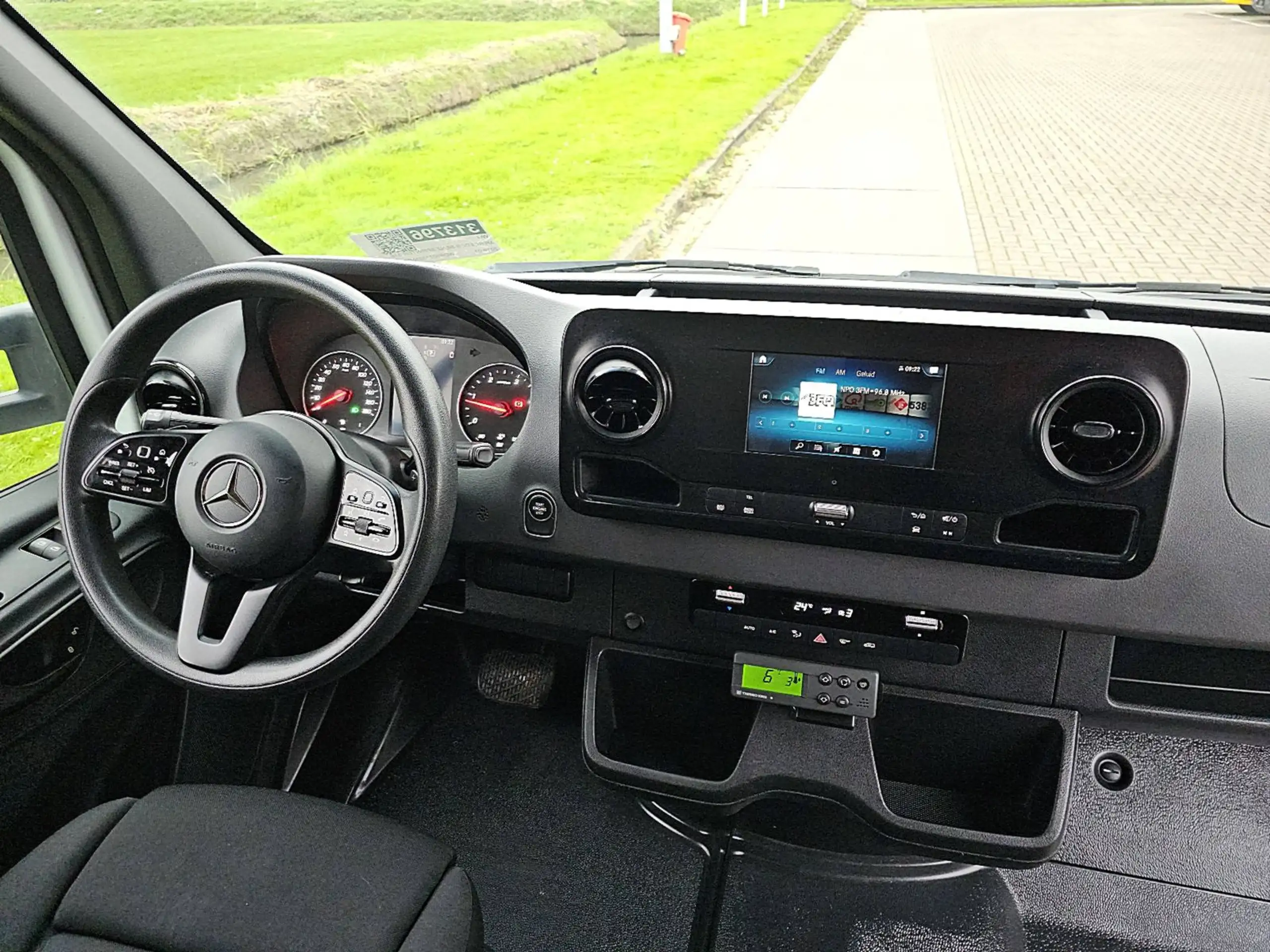 Mercedes-Benz - Sprinter