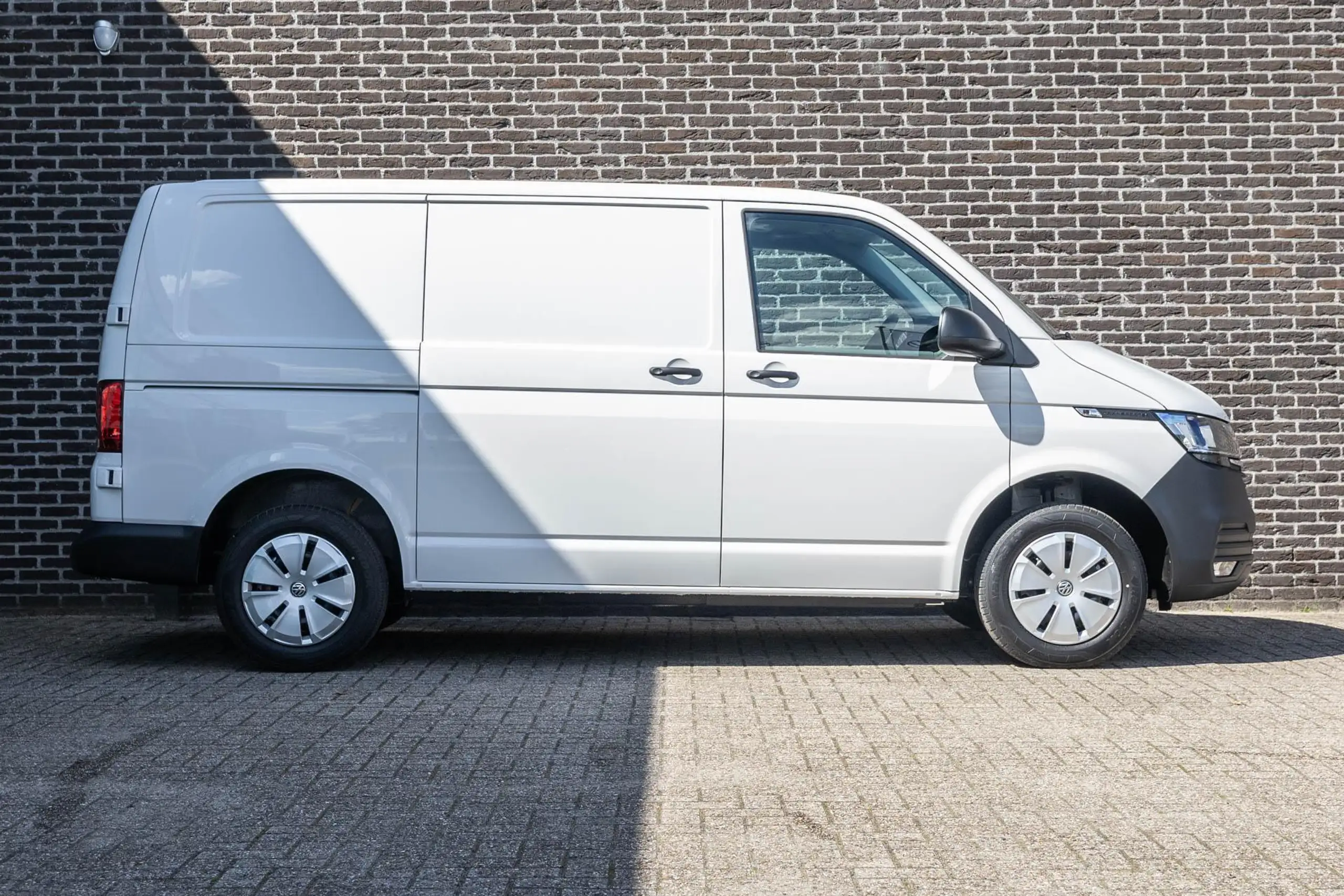 Volkswagen - T6.1 Transporter