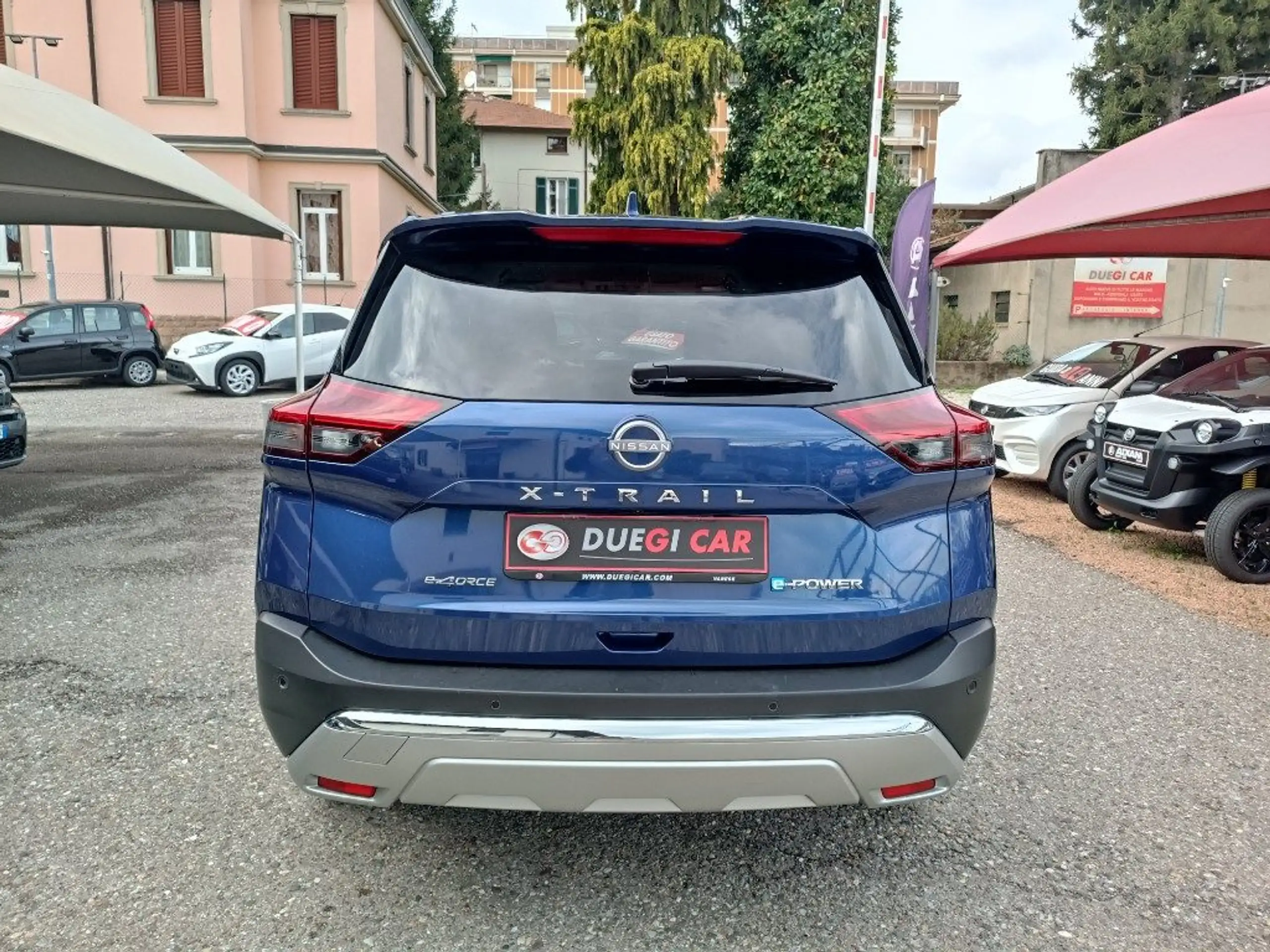 Nissan - X-Trail