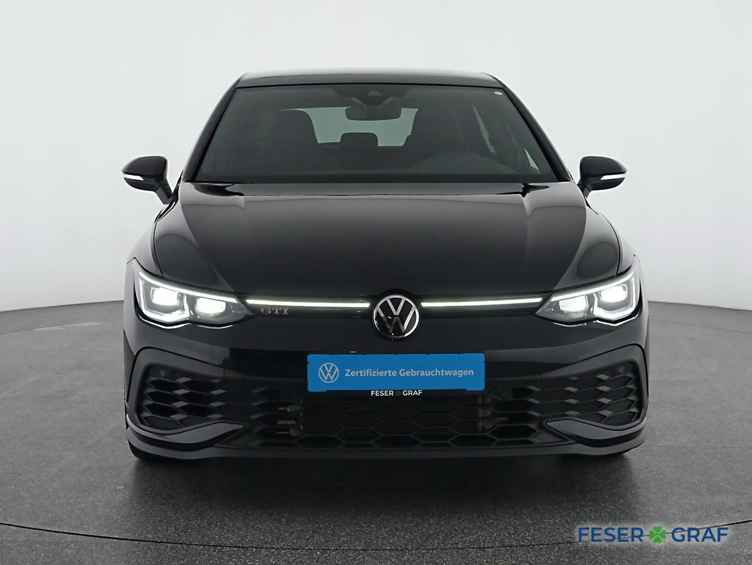 Volkswagen - Golf