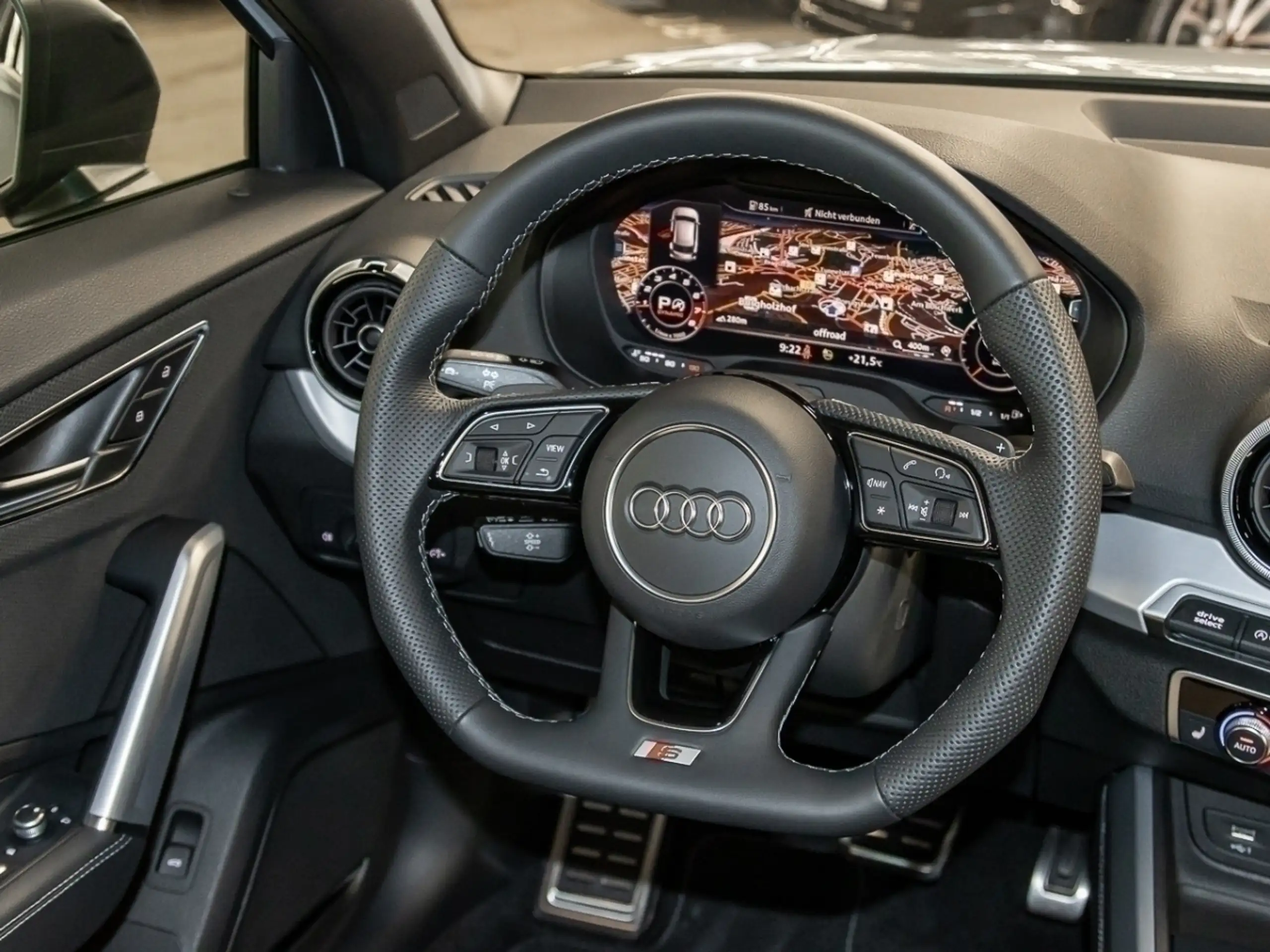 Audi - SQ2