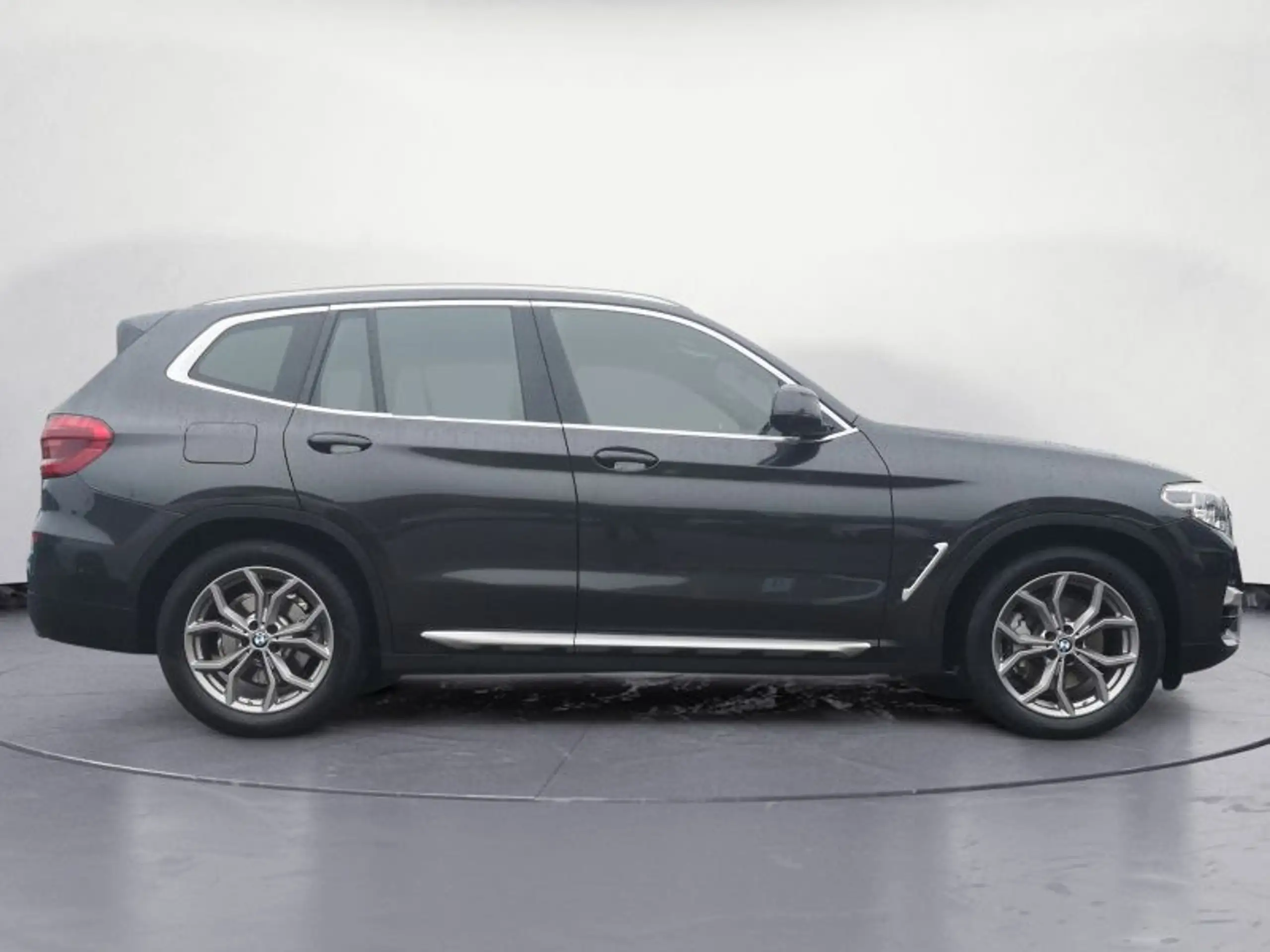 BMW - X3