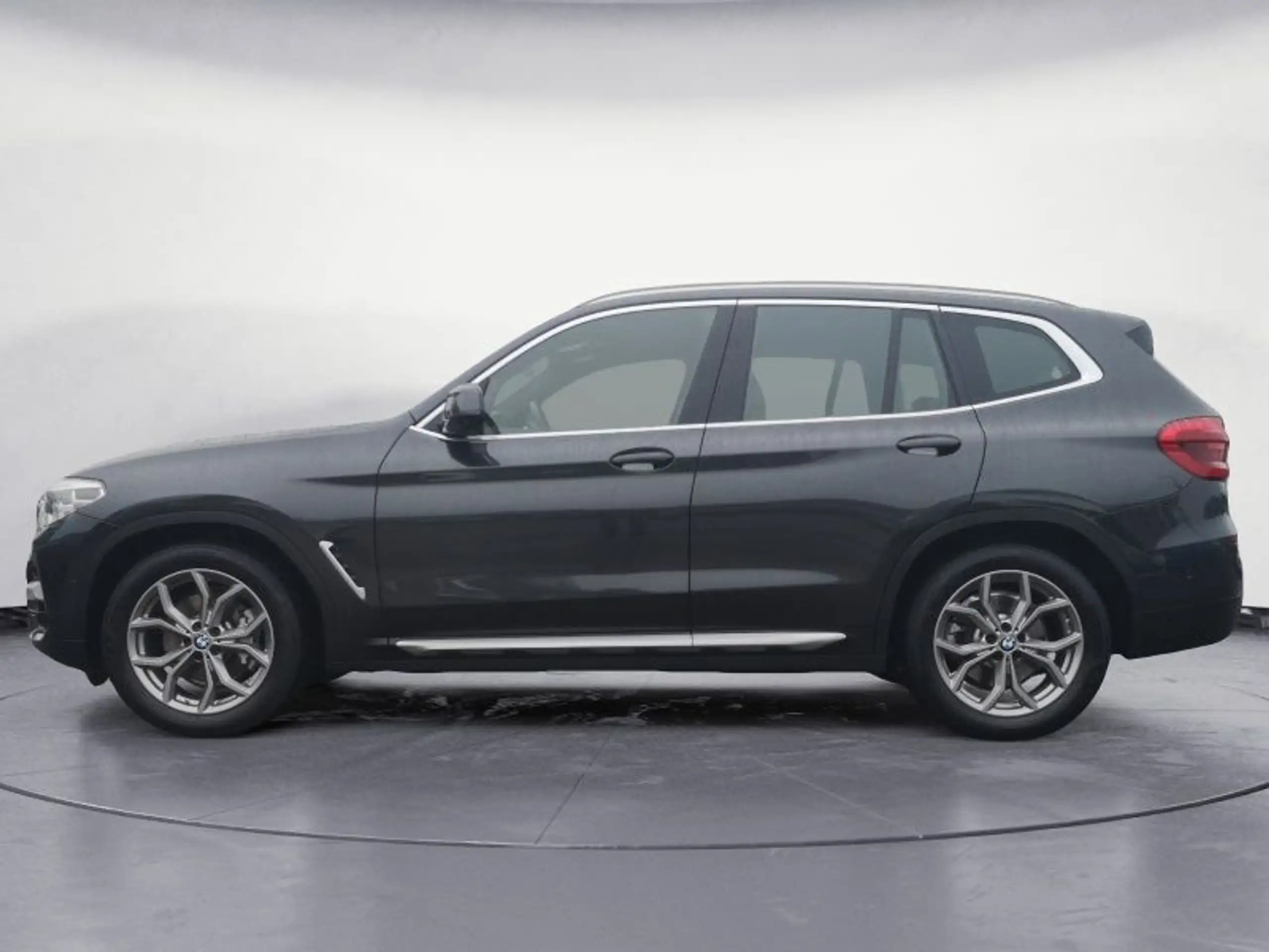 BMW - X3