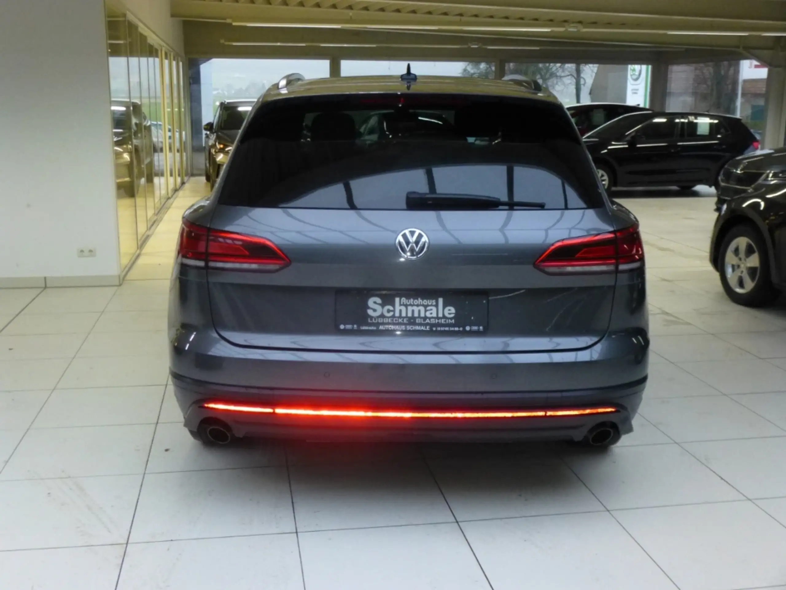 Volkswagen - Touareg