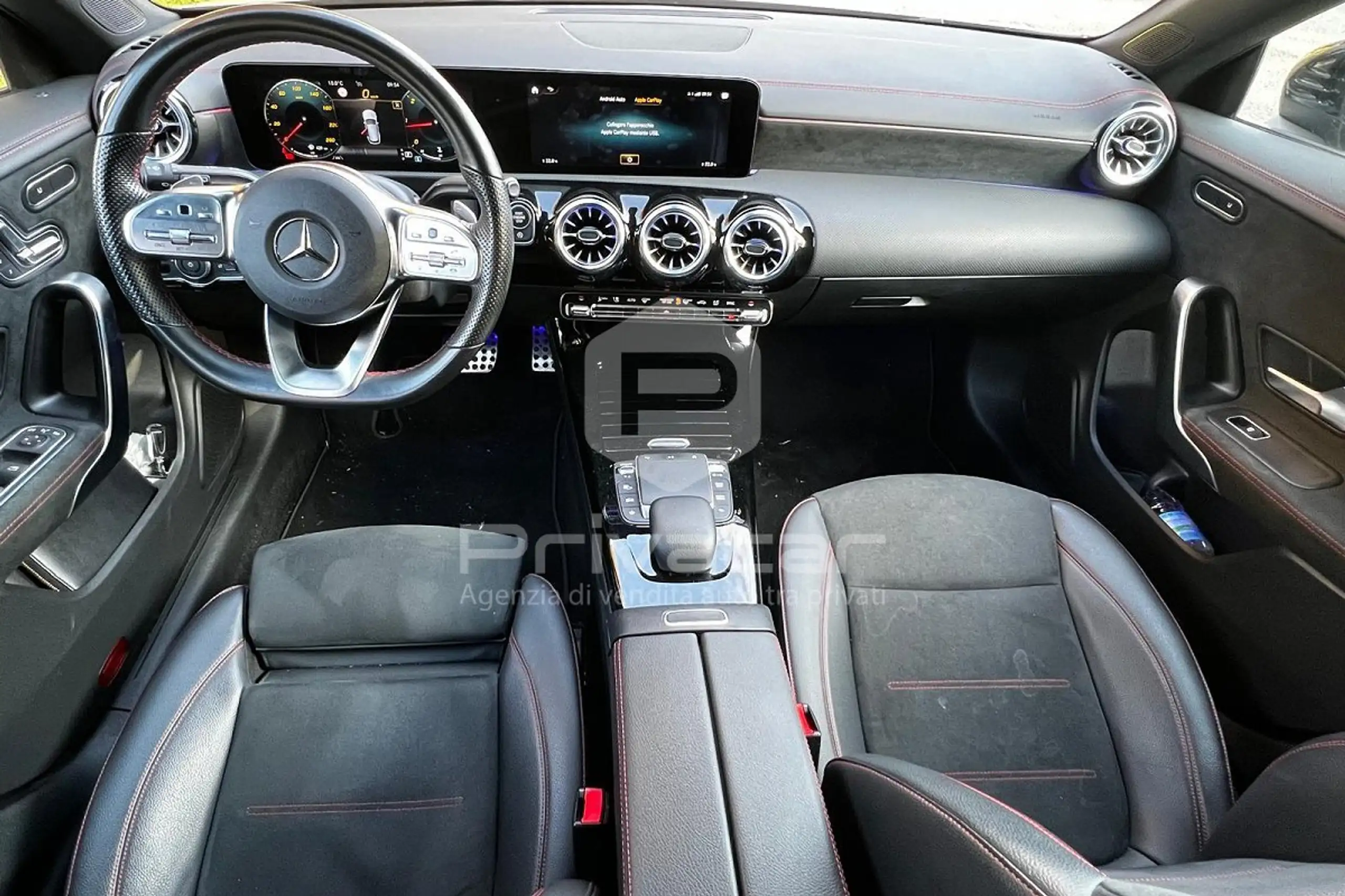 Mercedes-Benz - CLA 200