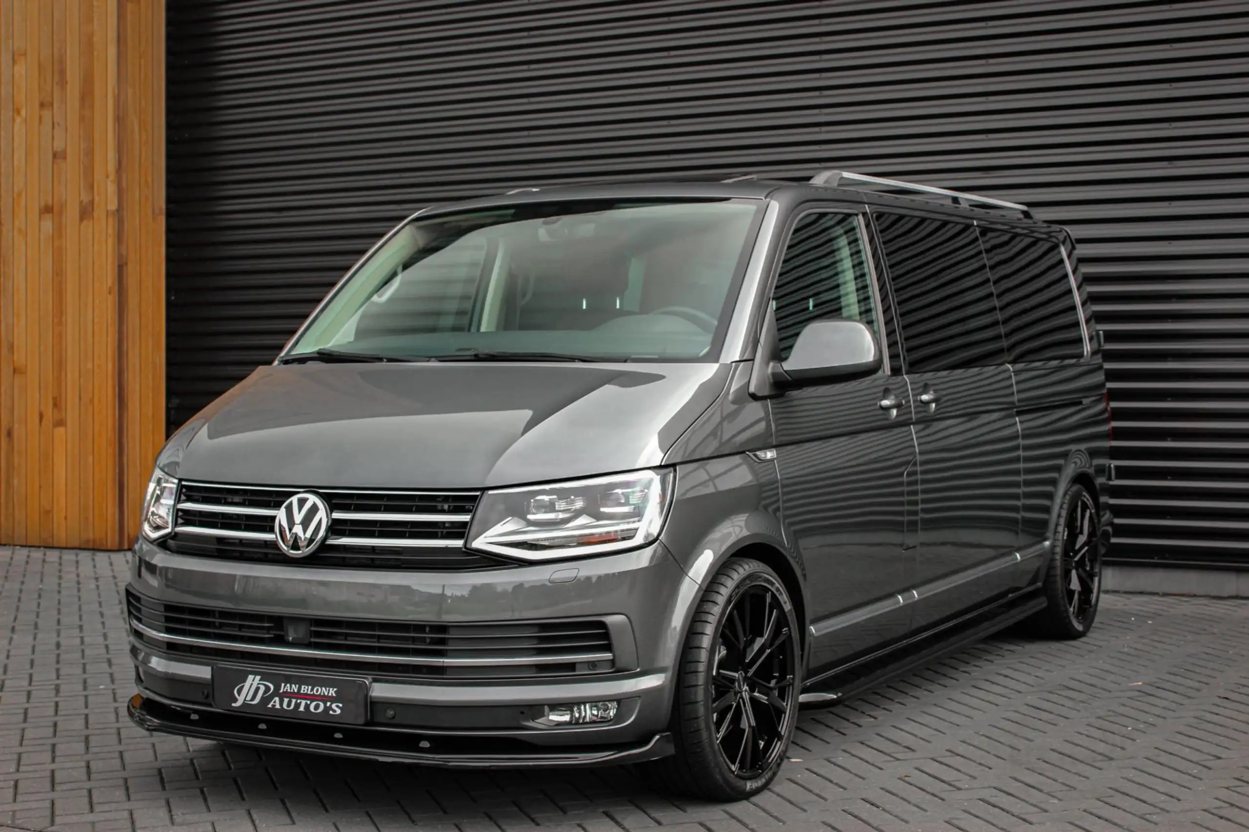 Volkswagen - Transporter