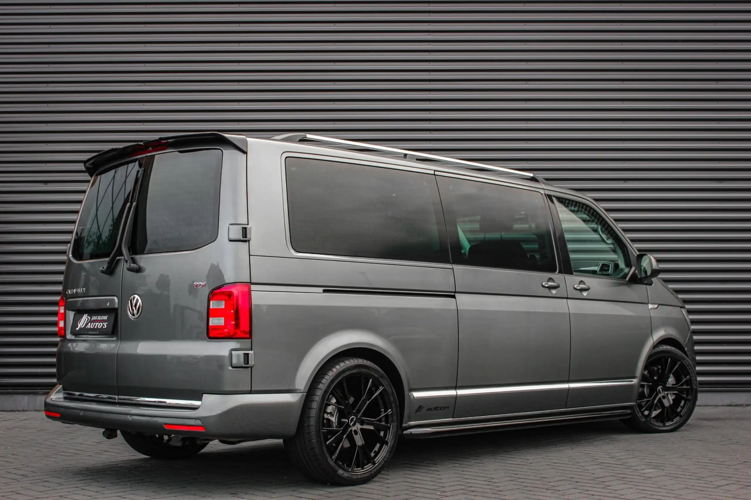 Volkswagen - Transporter