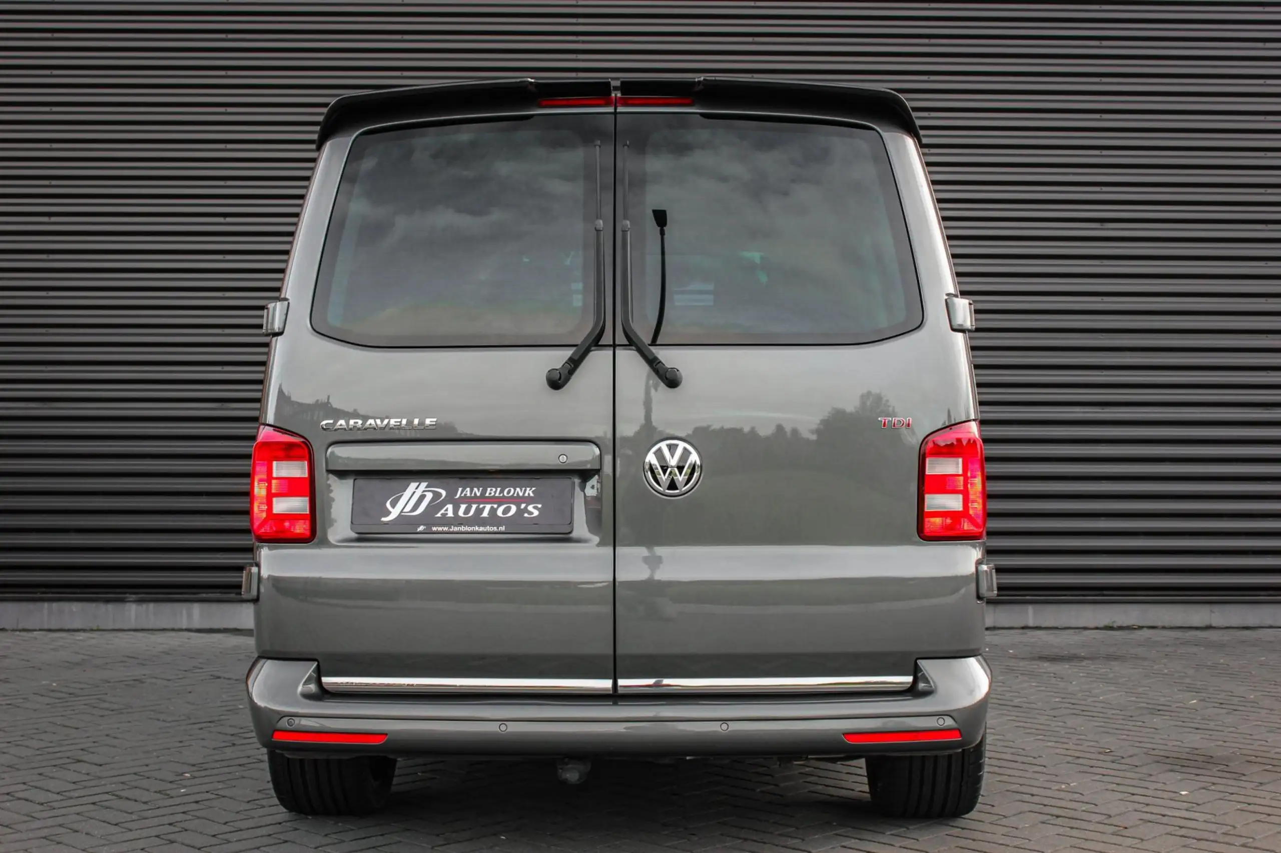 Volkswagen - Transporter