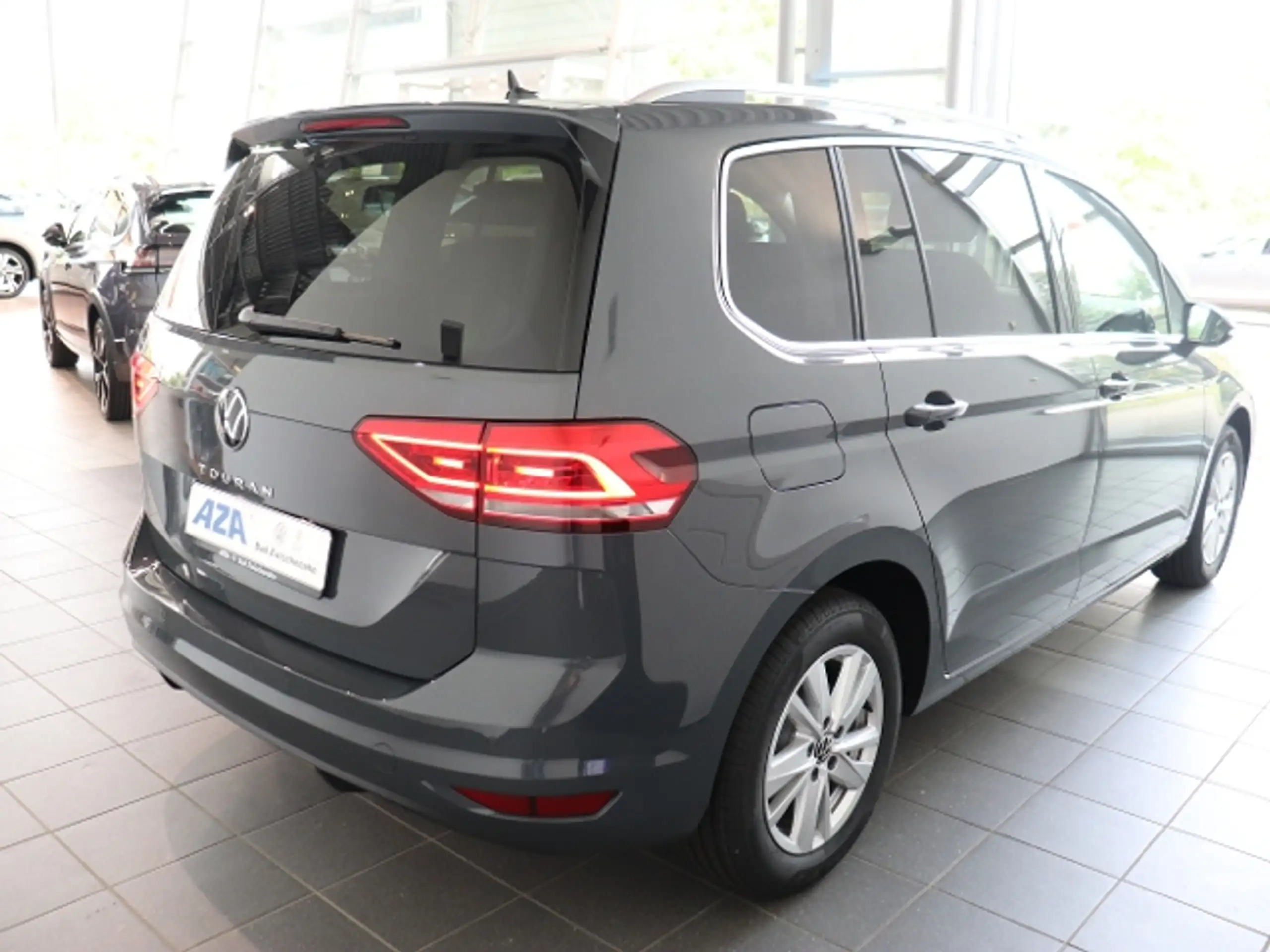 Volkswagen - Touran