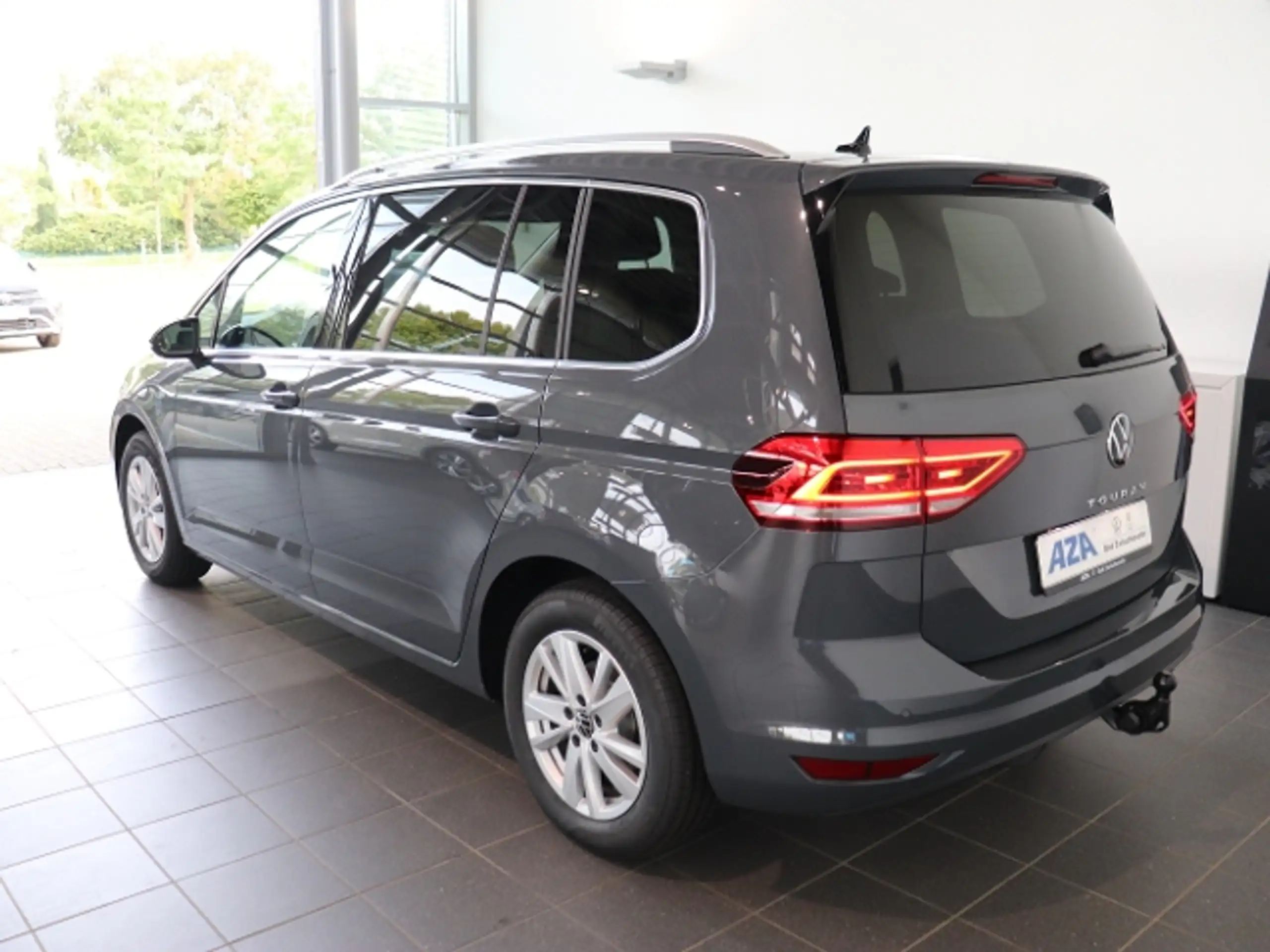 Volkswagen - Touran