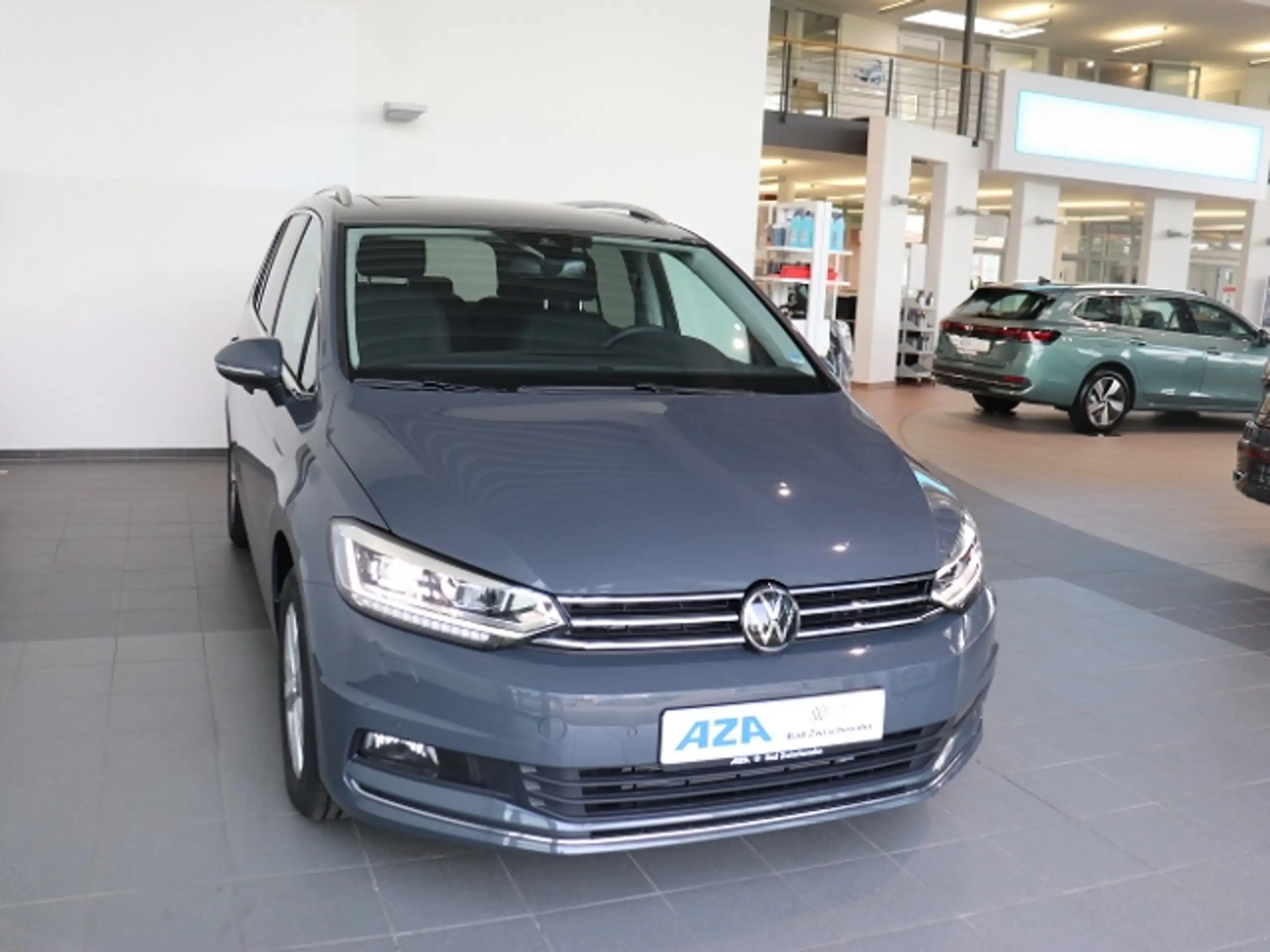 Volkswagen - Touran