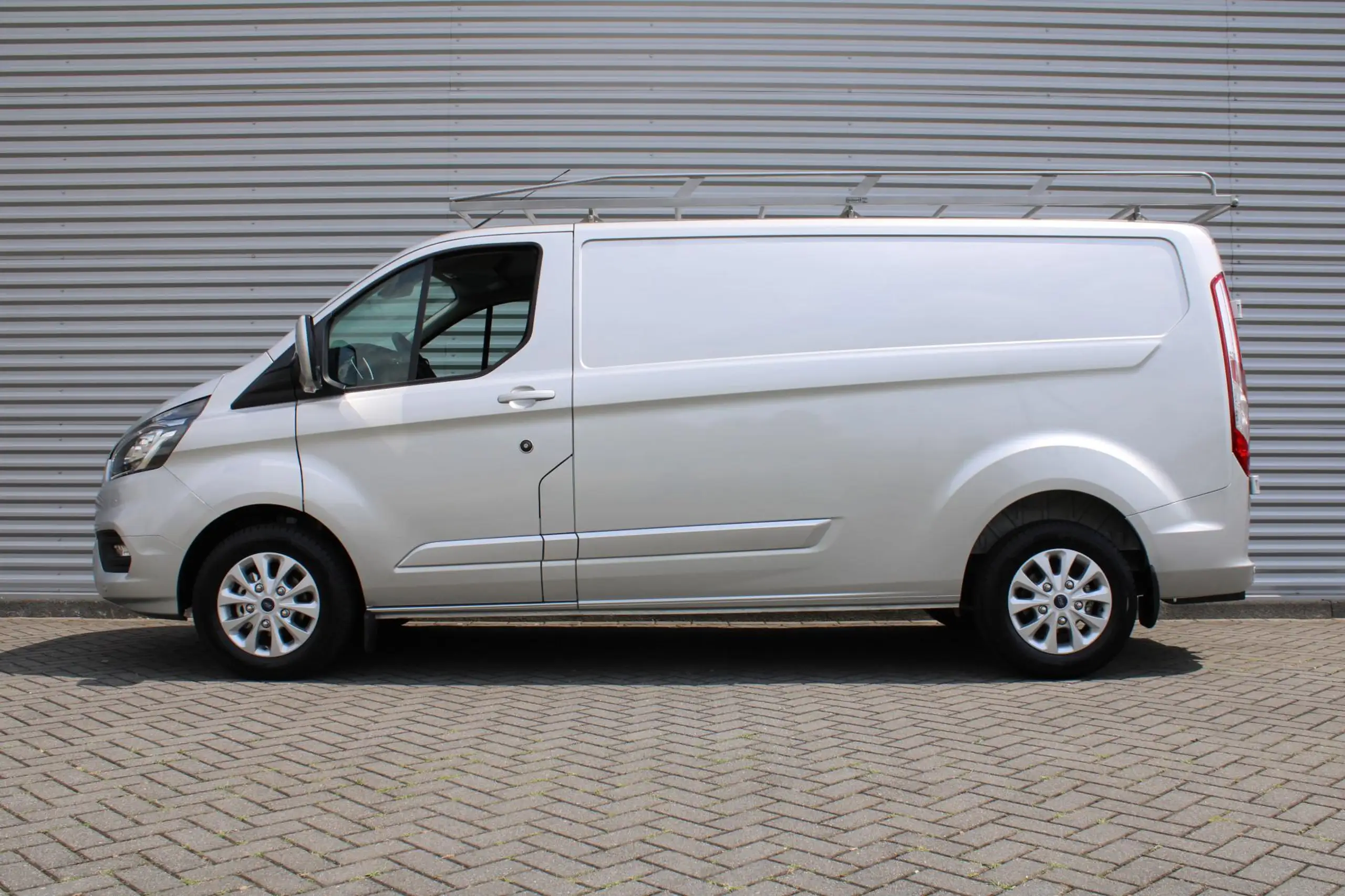 Ford - Transit Custom