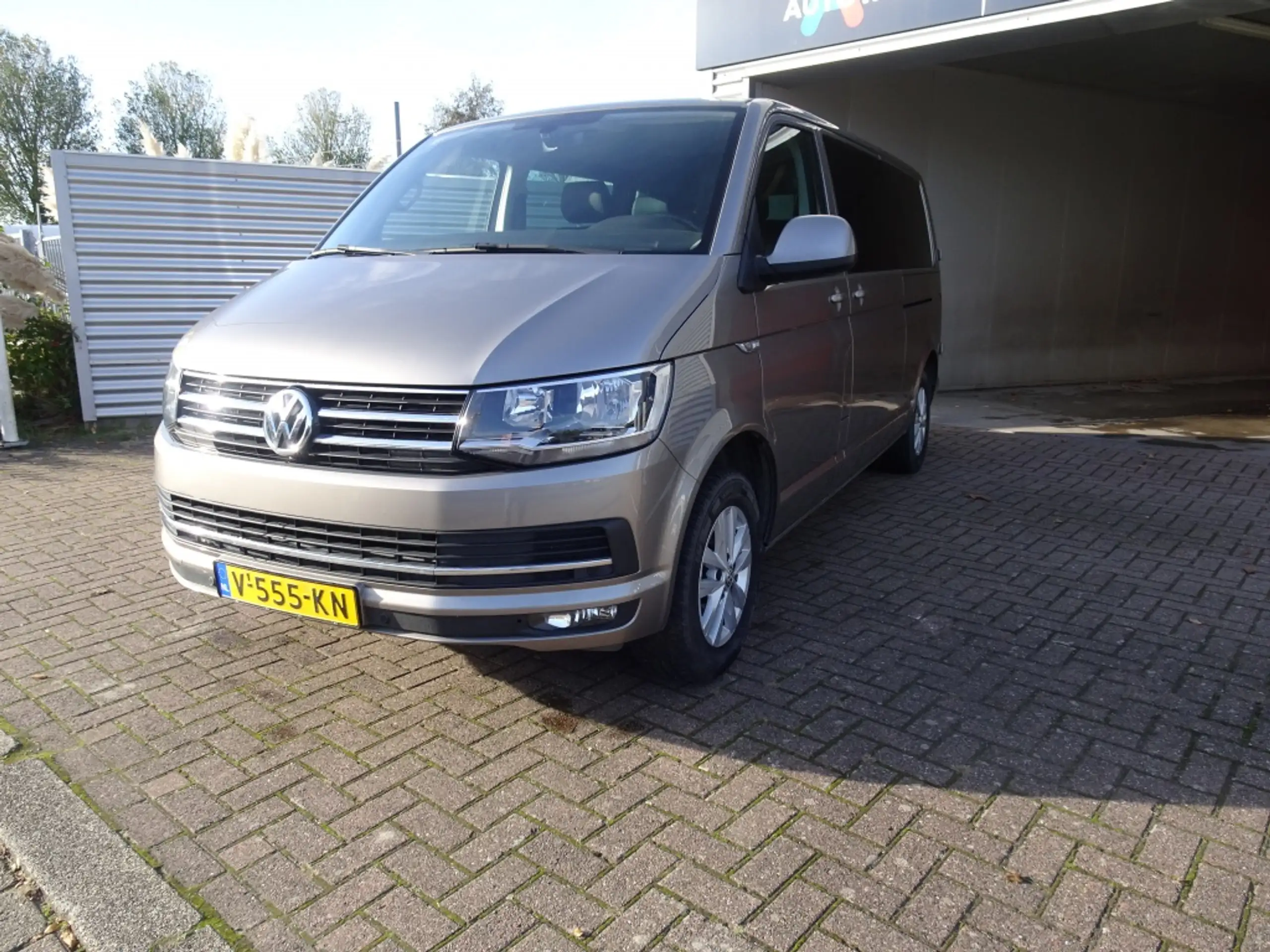 Volkswagen - Transporter