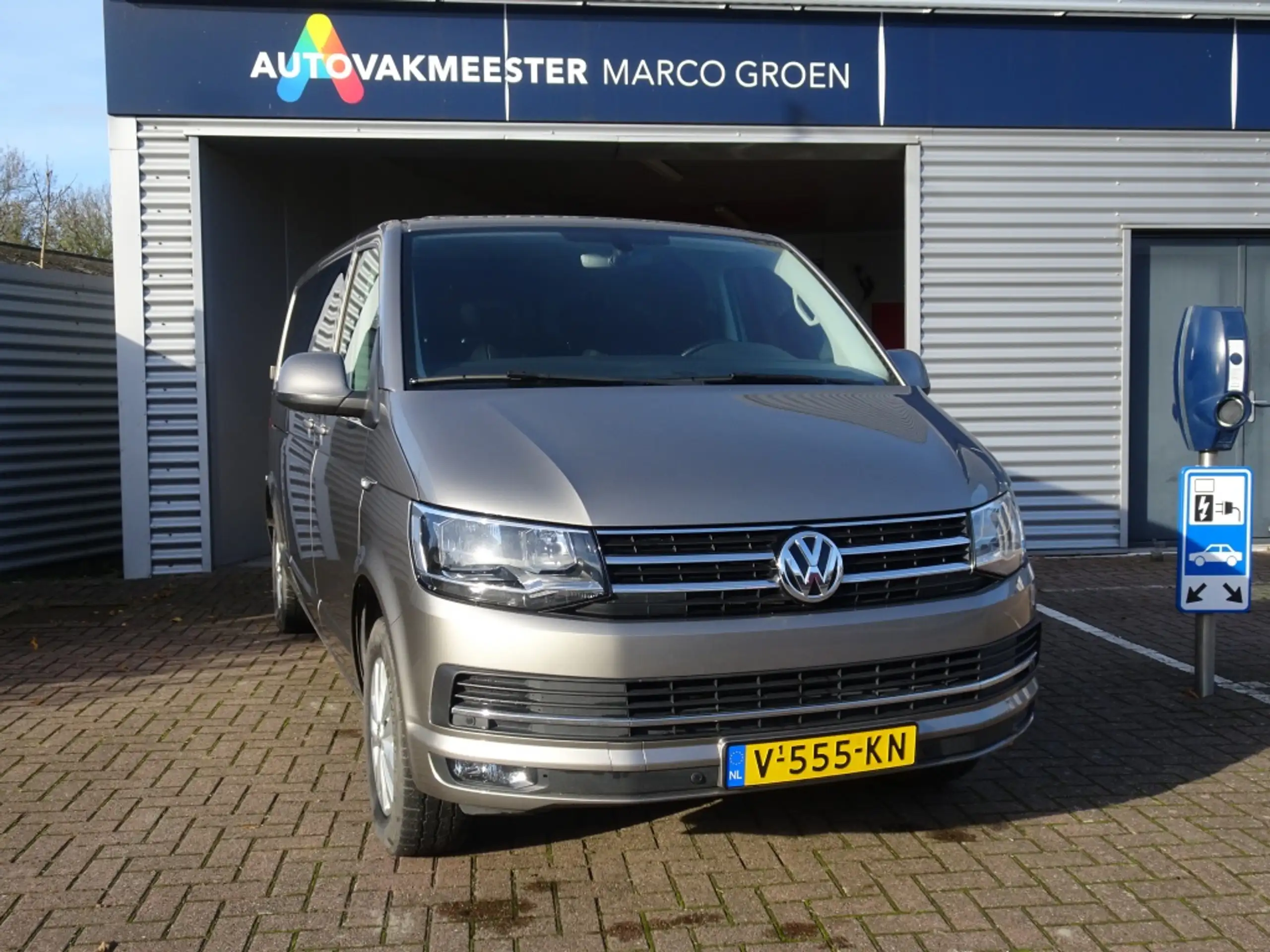 Volkswagen - Transporter